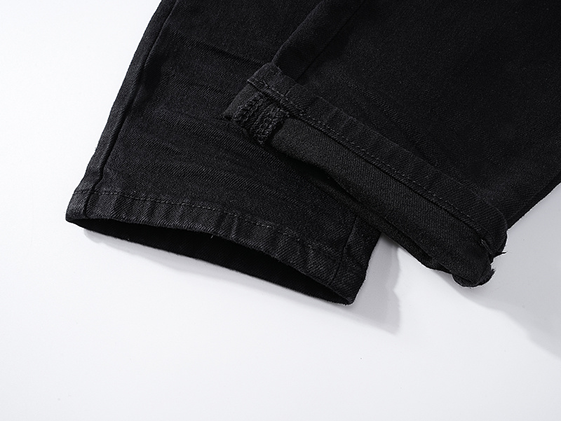 Amiri Tapered Distressed Black Jeans H200 AM330