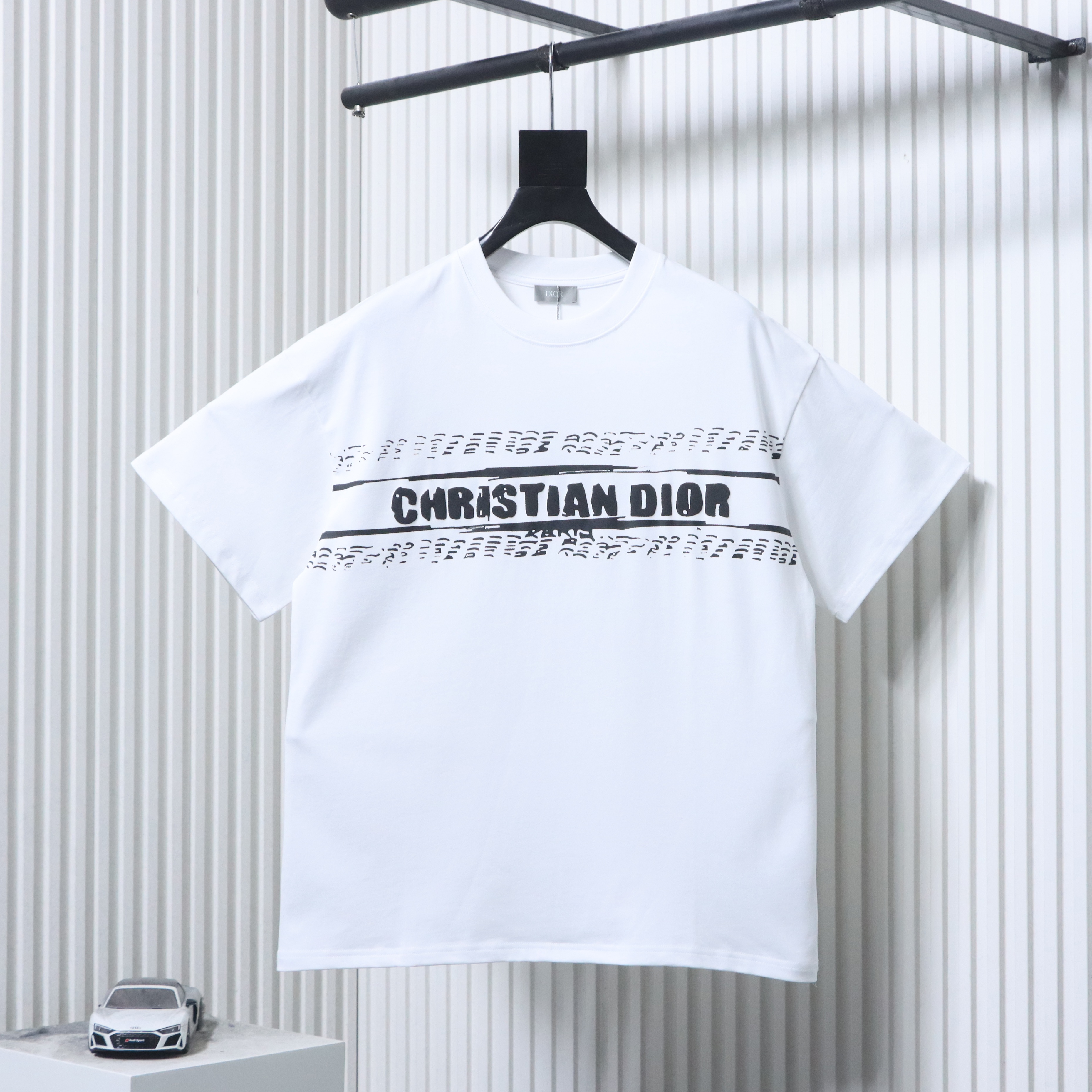 Dior 26SS Graffiti Letter T-Shirt White H150