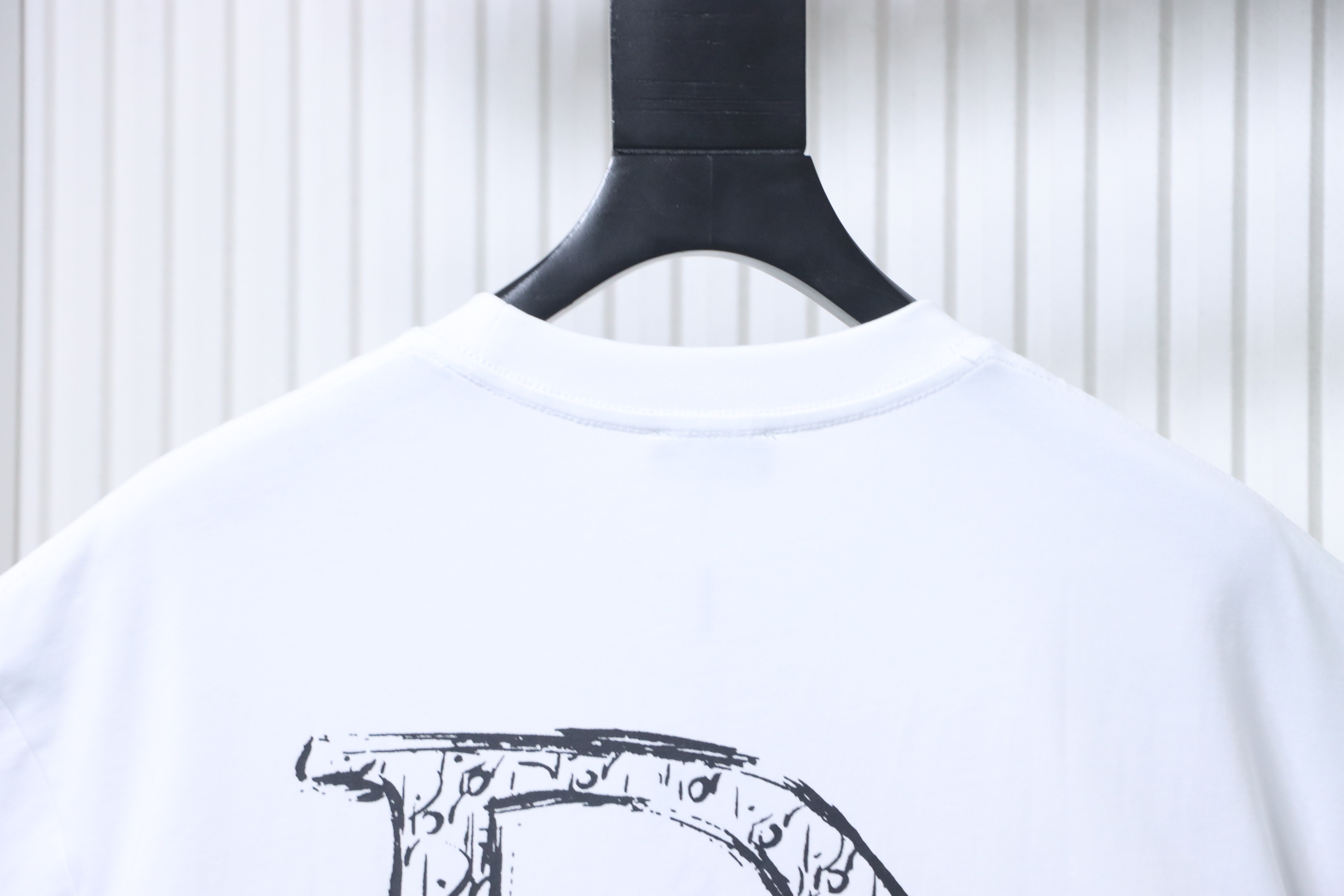 Dior 26SS Graffiti Letter T-Shirt White H150
