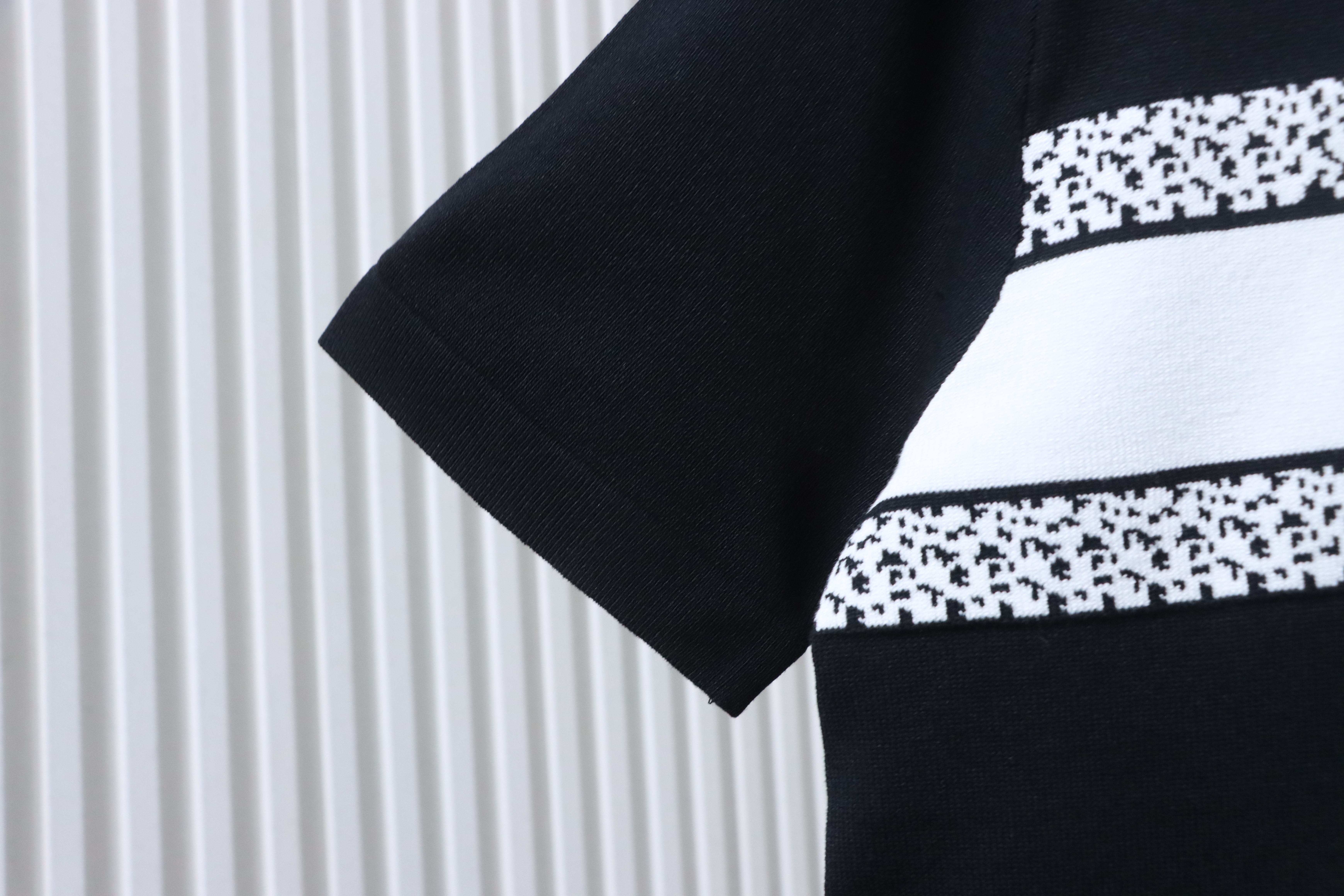 Dior Chest Letter Jacquard Knit T-Shirt Black H170