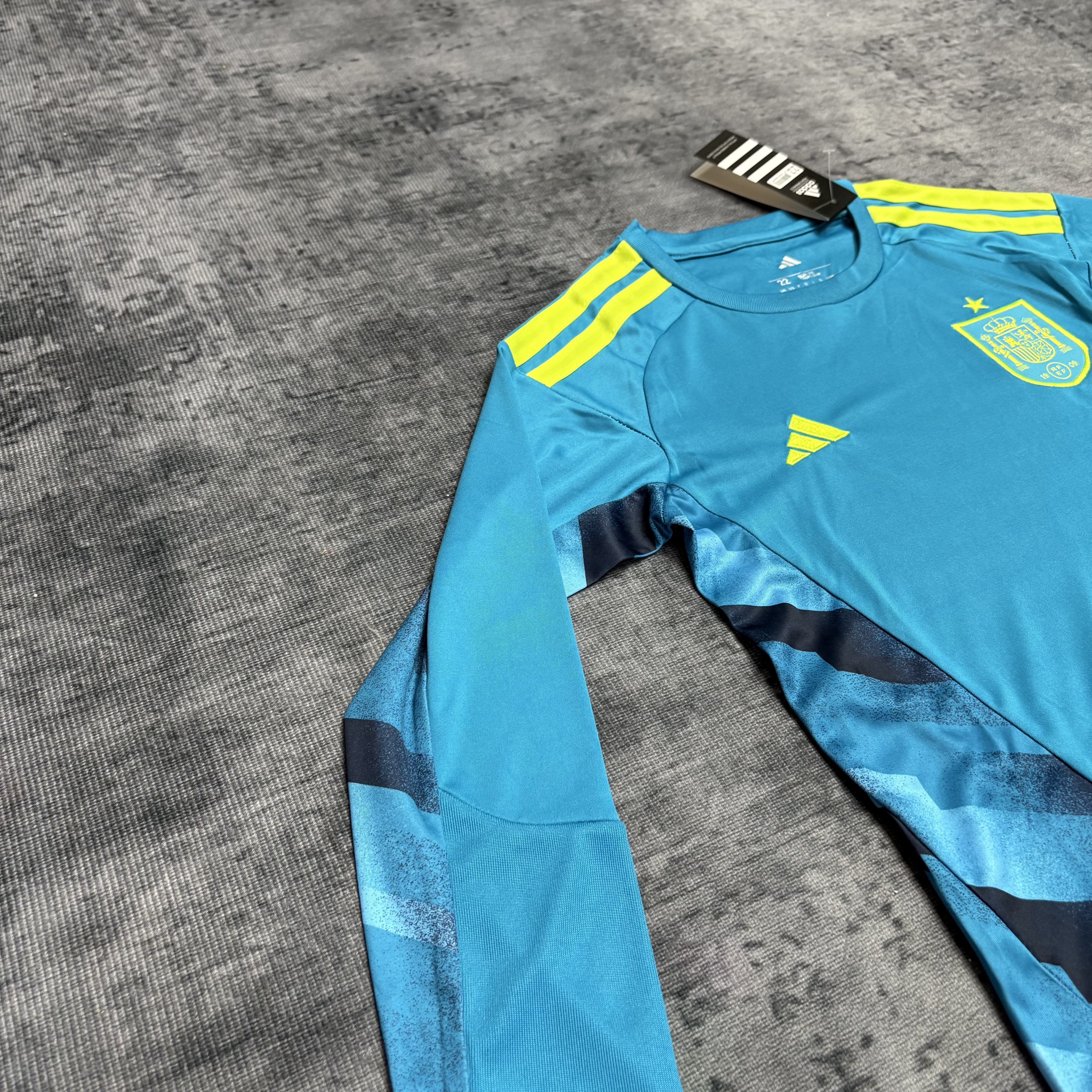 Spain 2026 Kids long-sleeved goalkeeper jersey