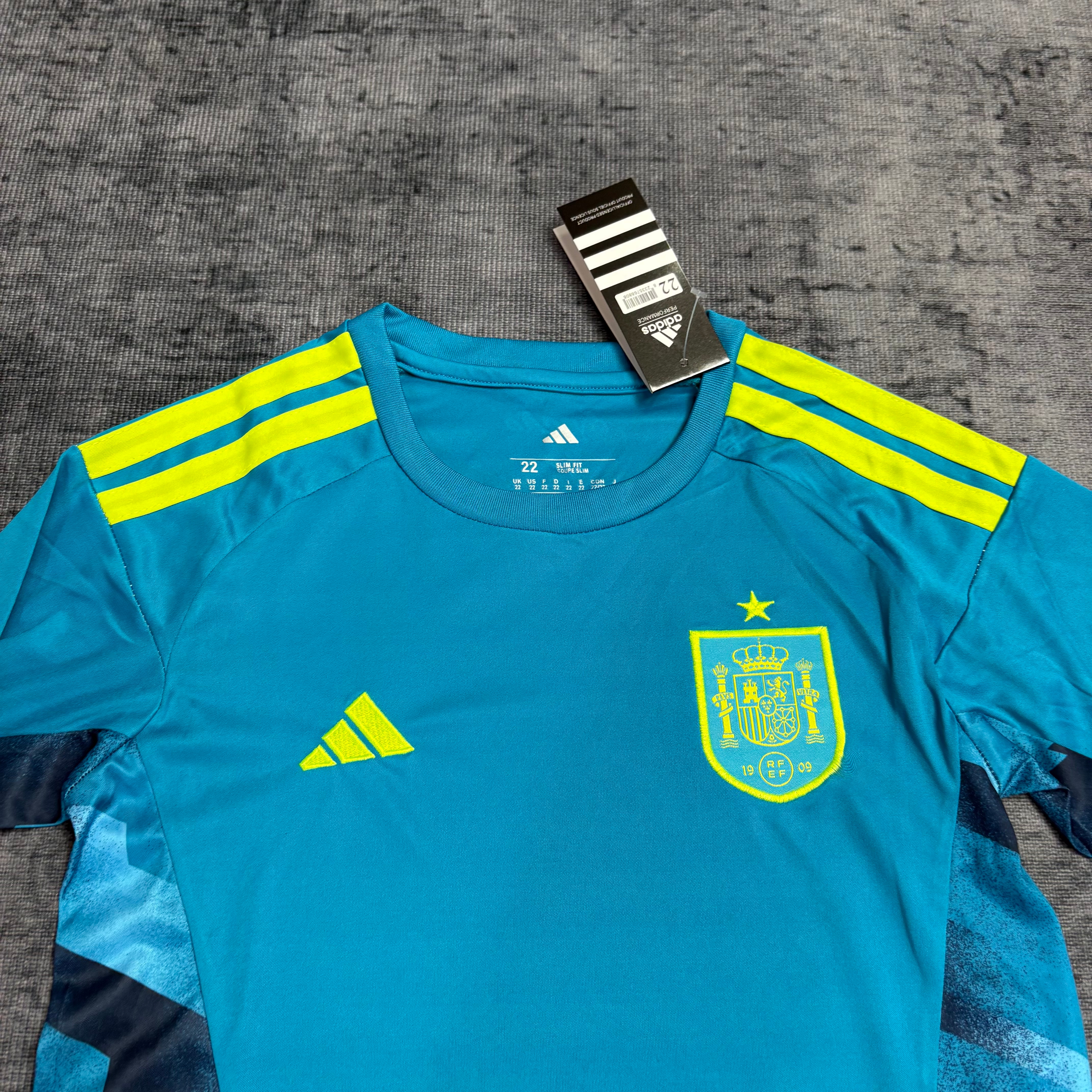 Spain 2026 Kids long-sleeved goalkeeper jersey