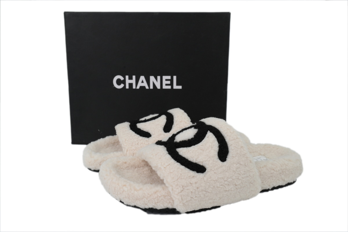 Chanel White Round-Toe Slip-On Slides
