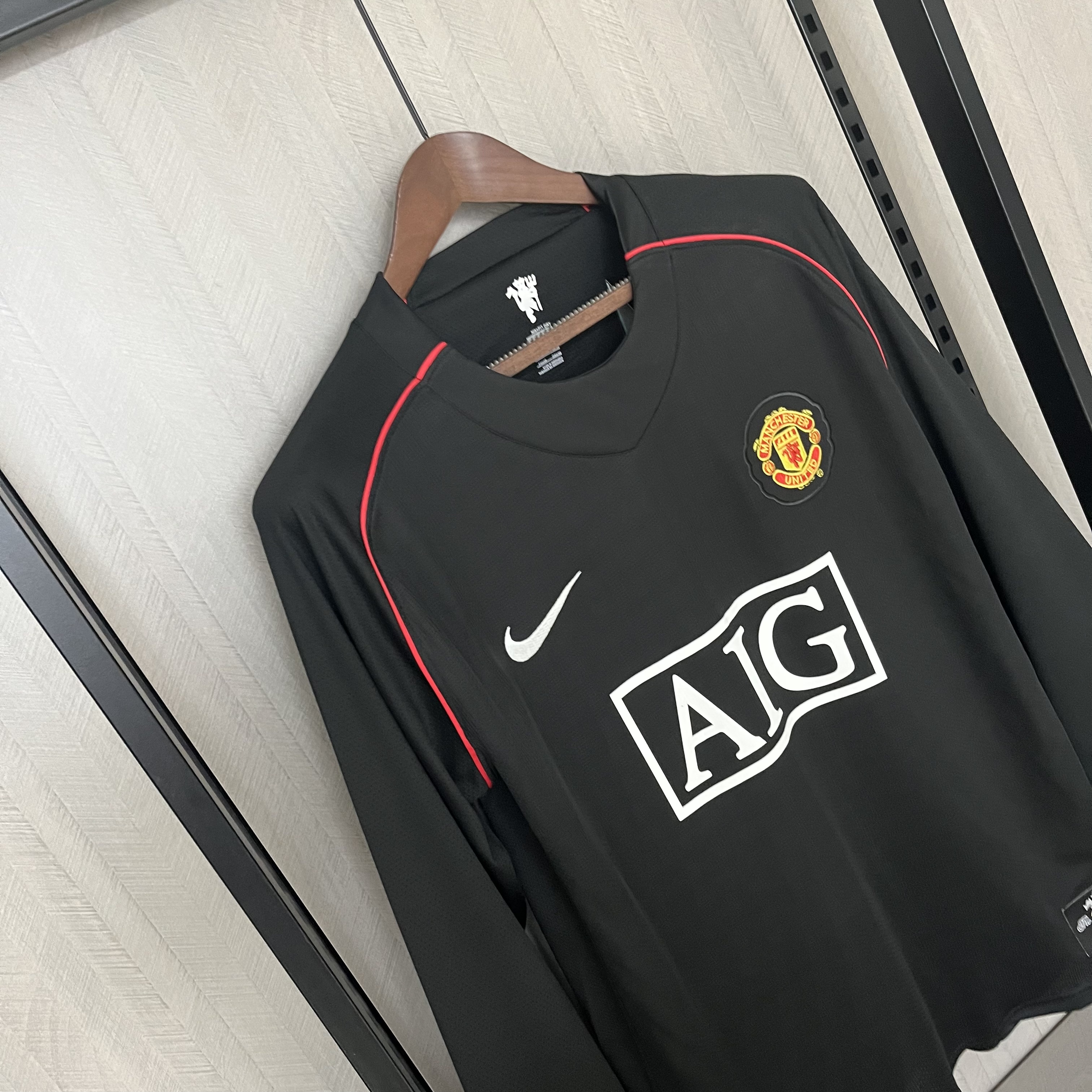 M-U 2007/08 long sleeve away Retro