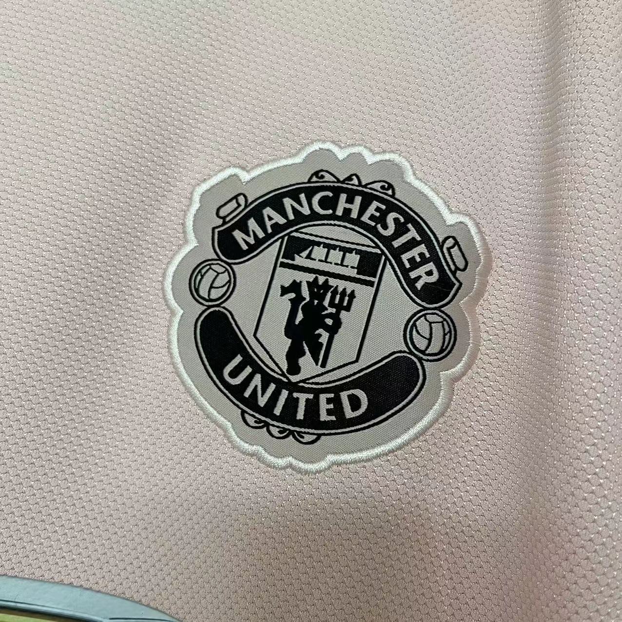 M-U 2018/19 away Retro