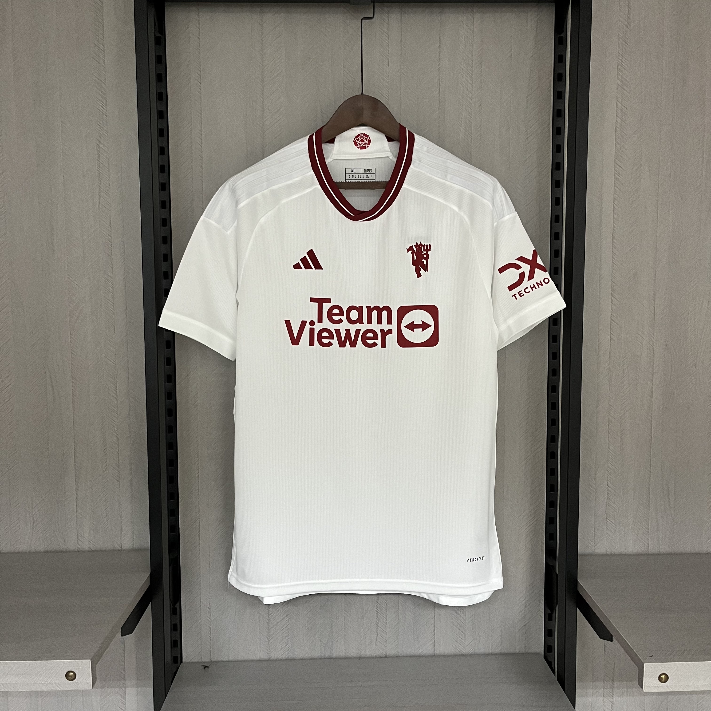 M-U 2023/24 away II