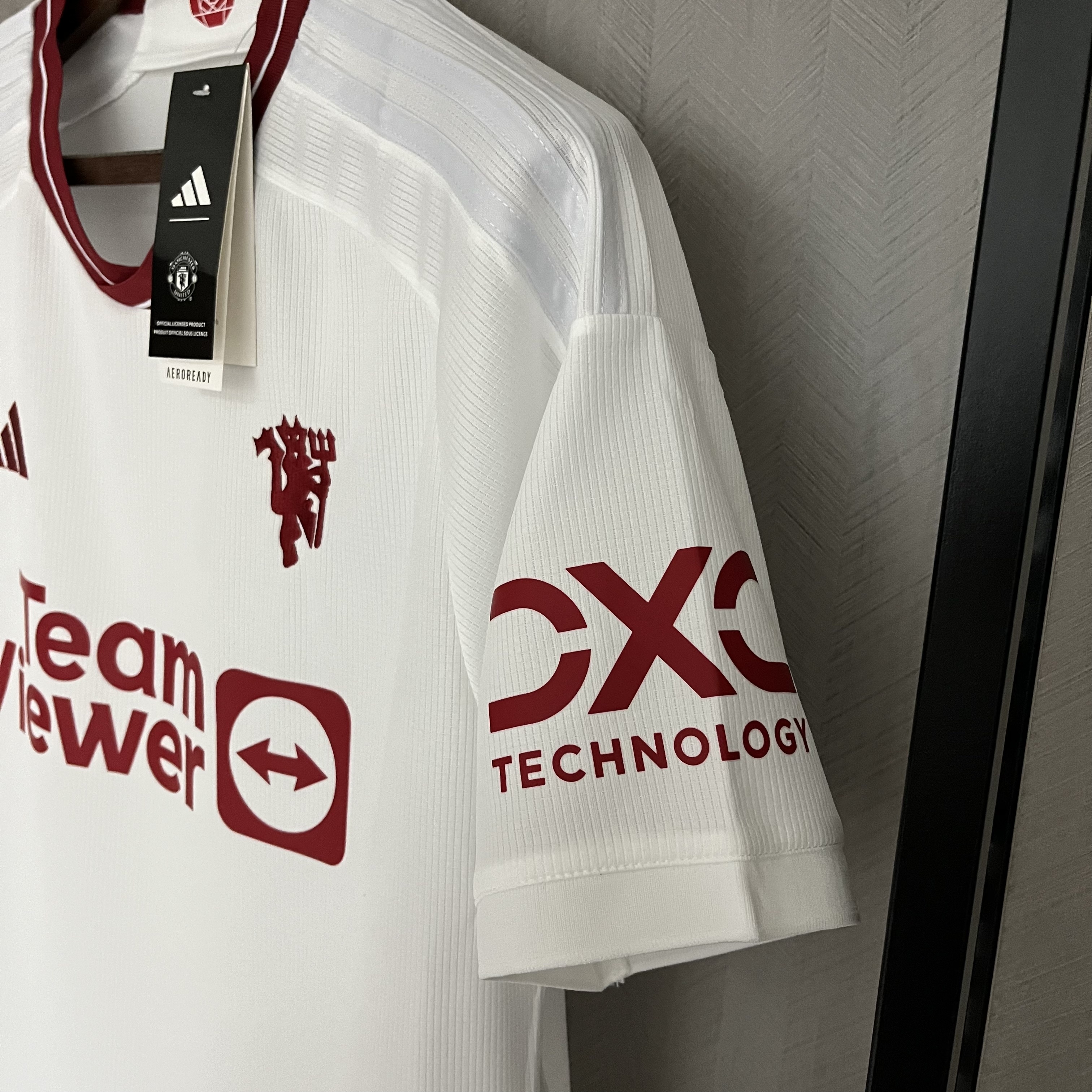 M-U 2023/24 away II