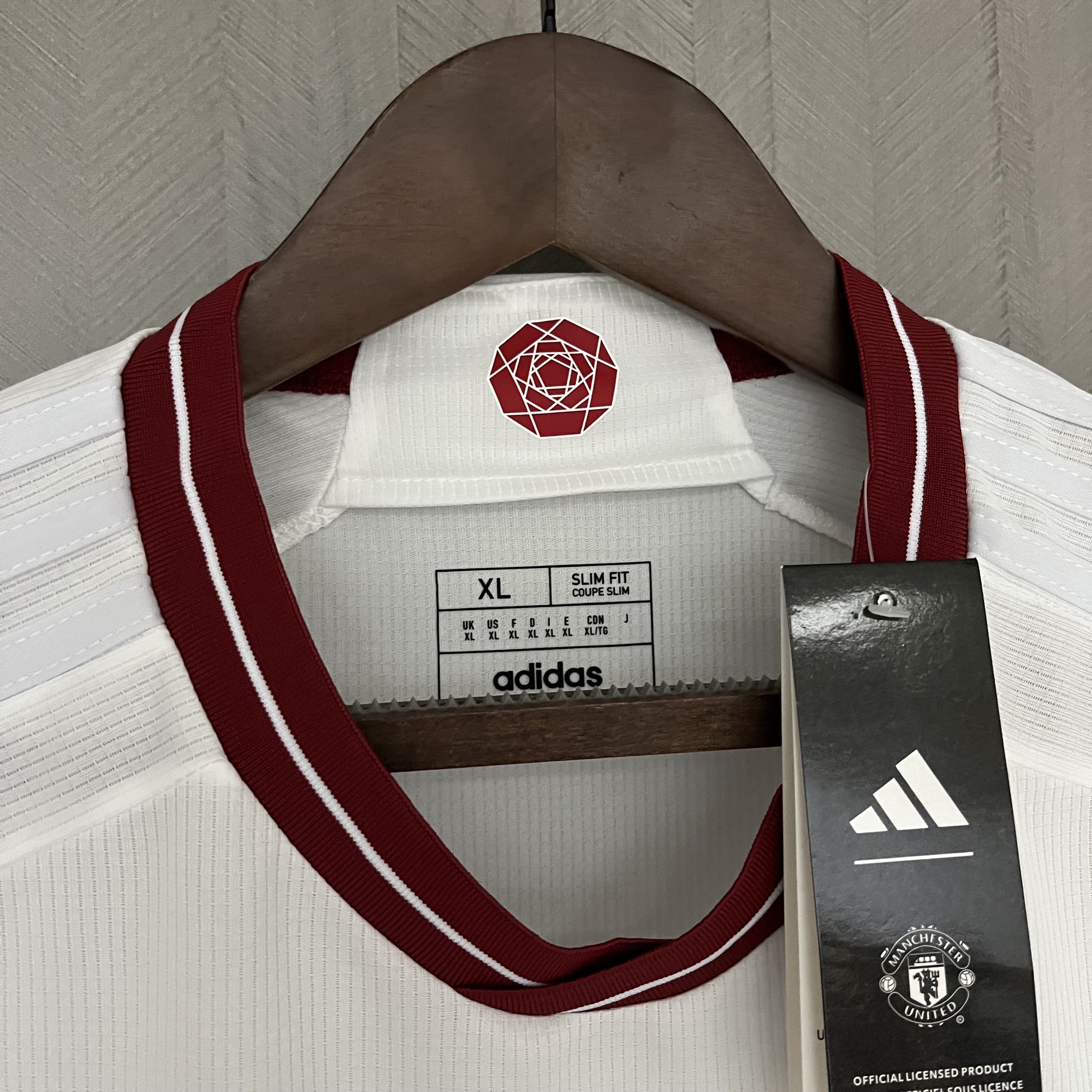 M-U 2023/24 away II