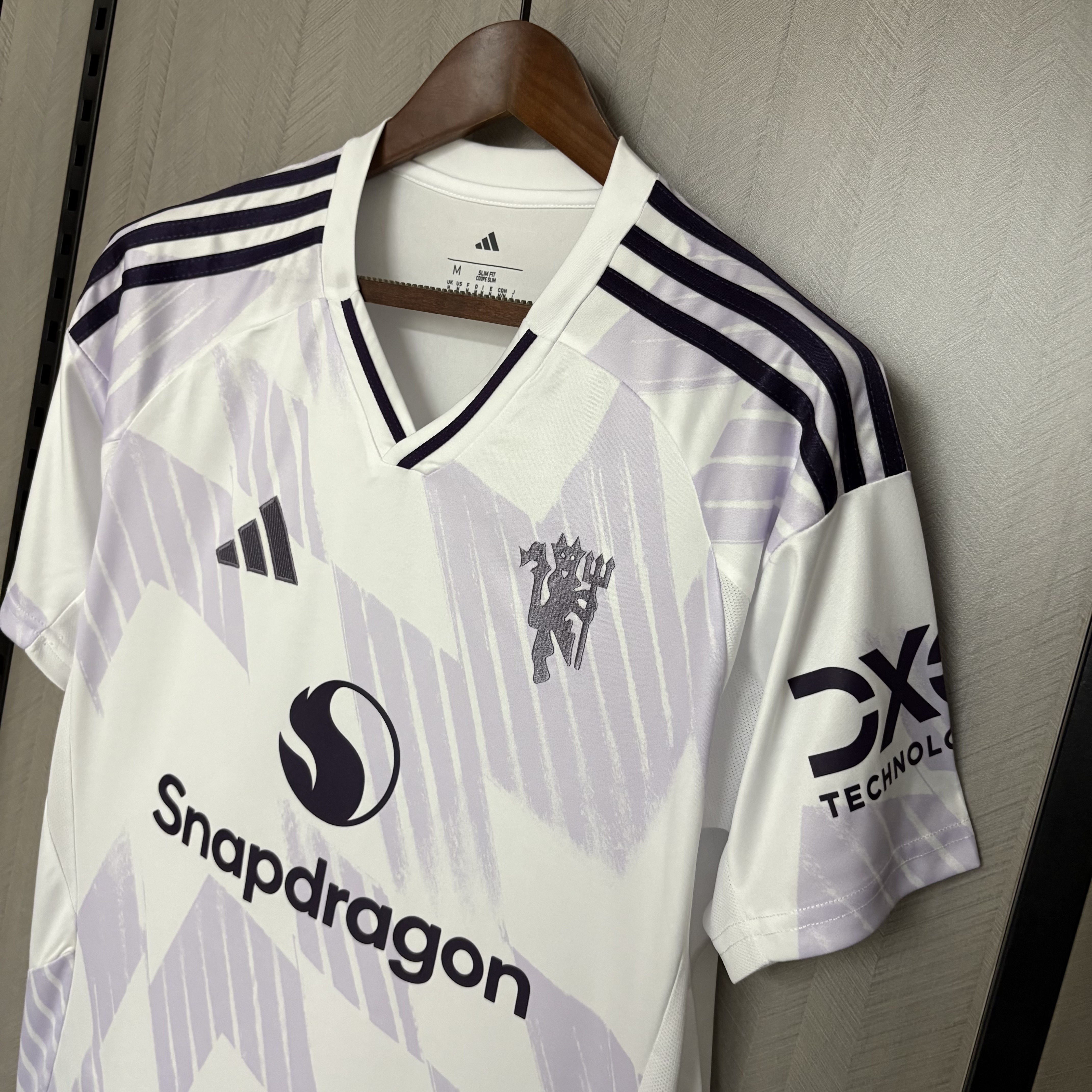 M-U 2024/25 away Jersey