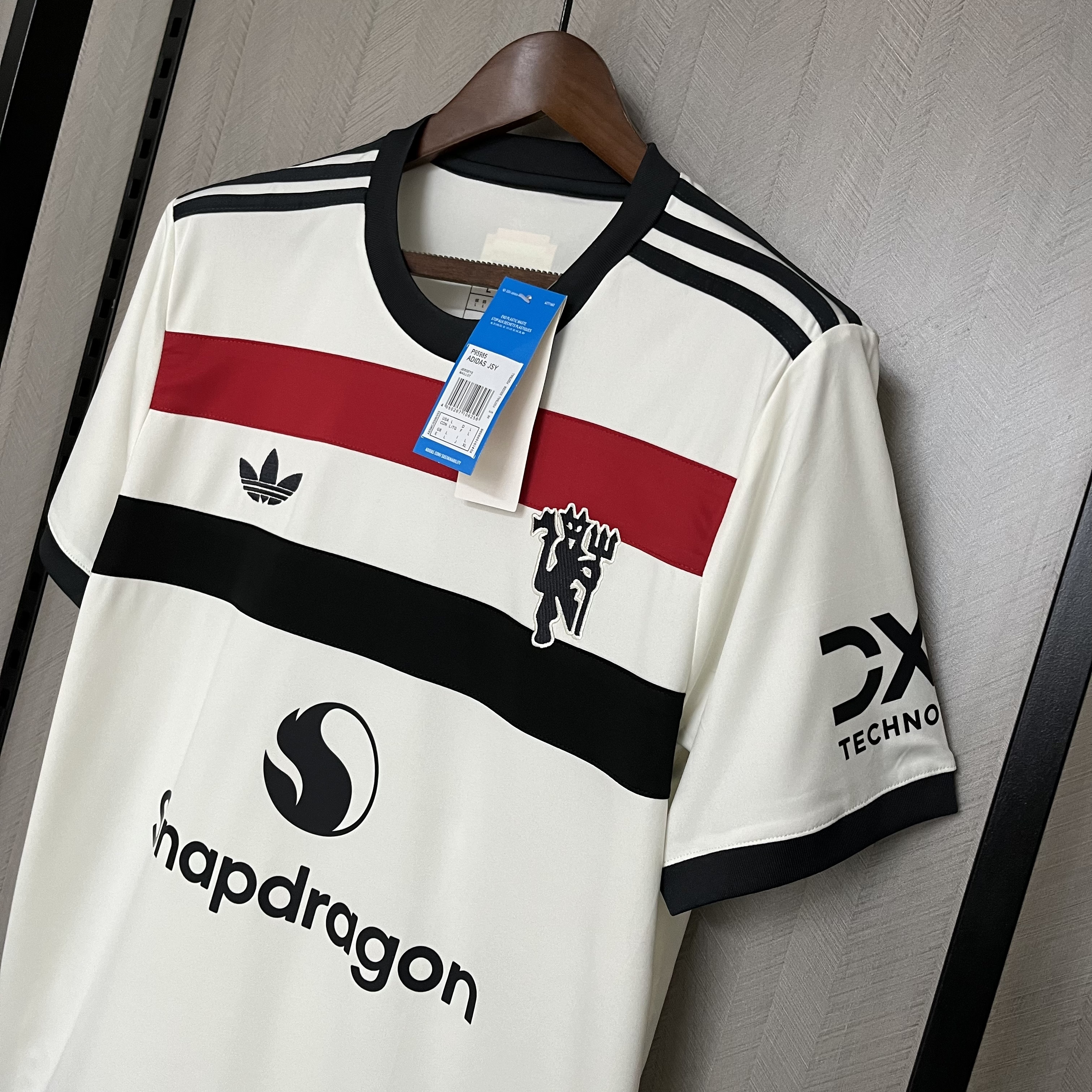 M-U 2024/25 III Jersey