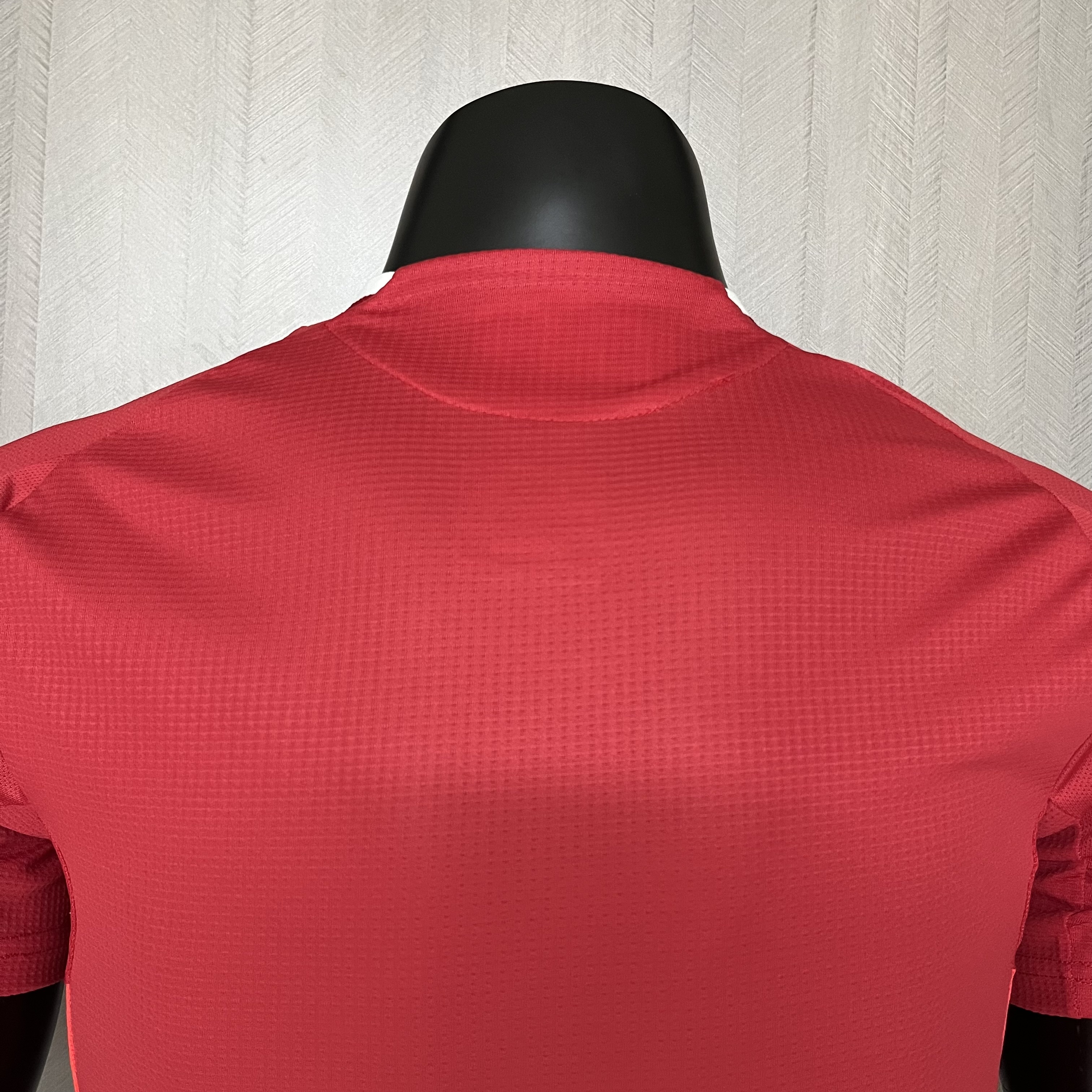 M-U 2024/25 player home Jersey