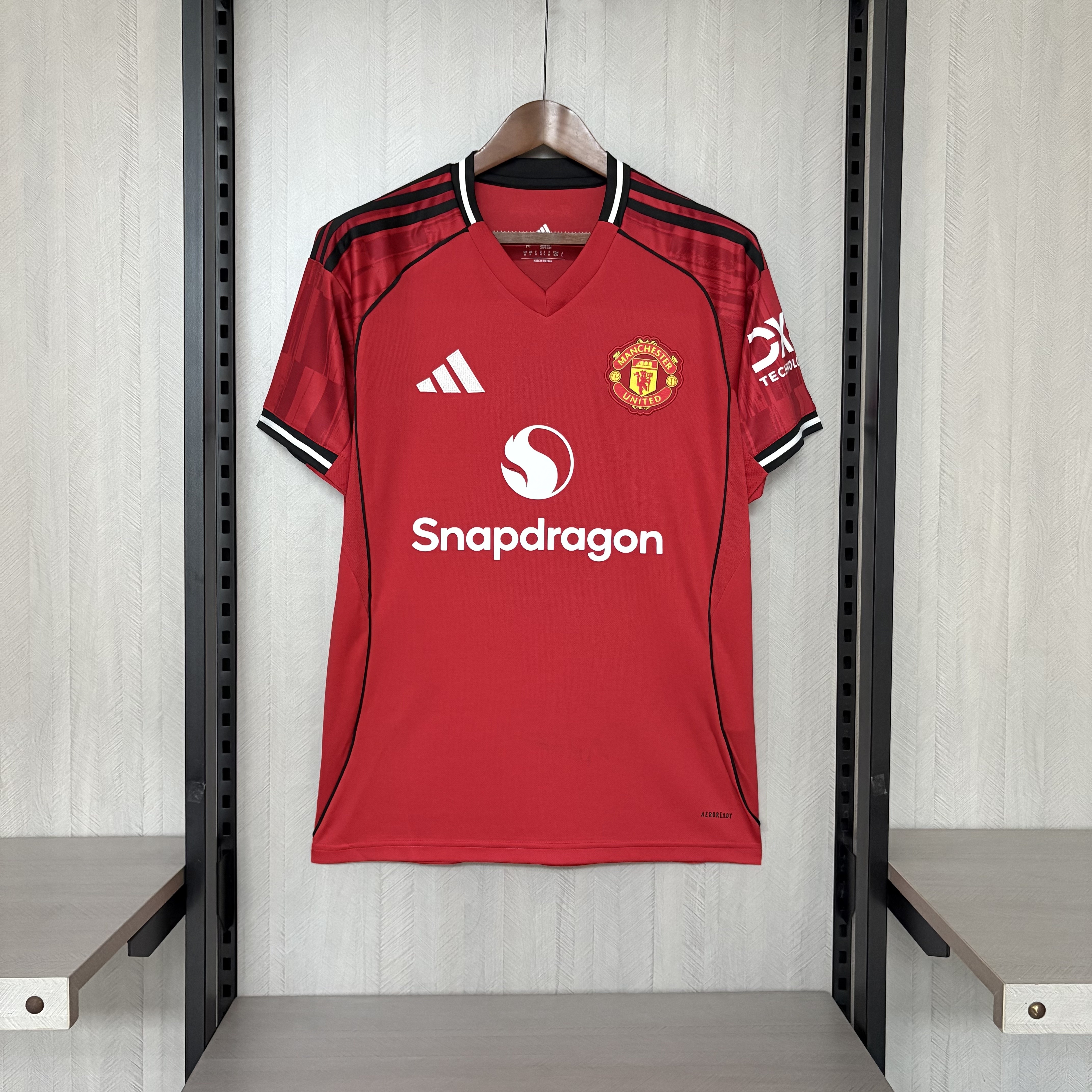 M-U 2025/26 home Jersey