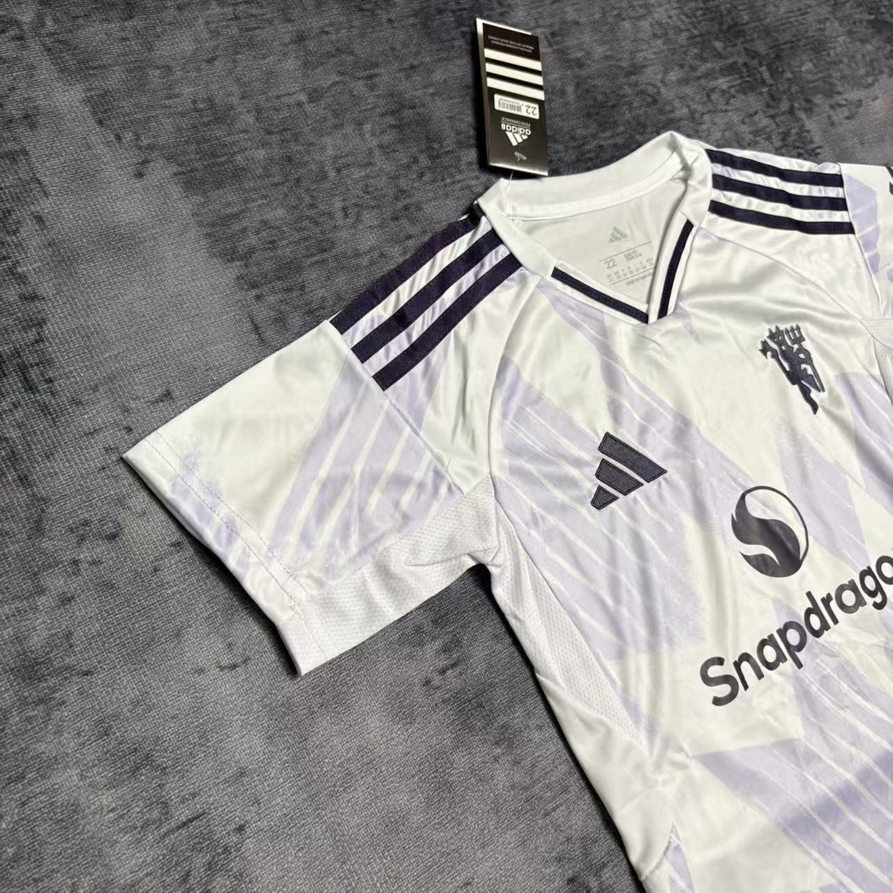 M-U 2025/26 kids away