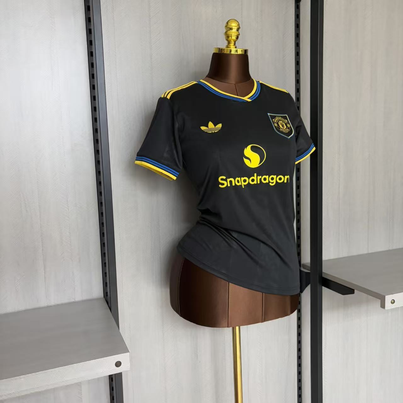 M-U 2025/26 women's III Jersey