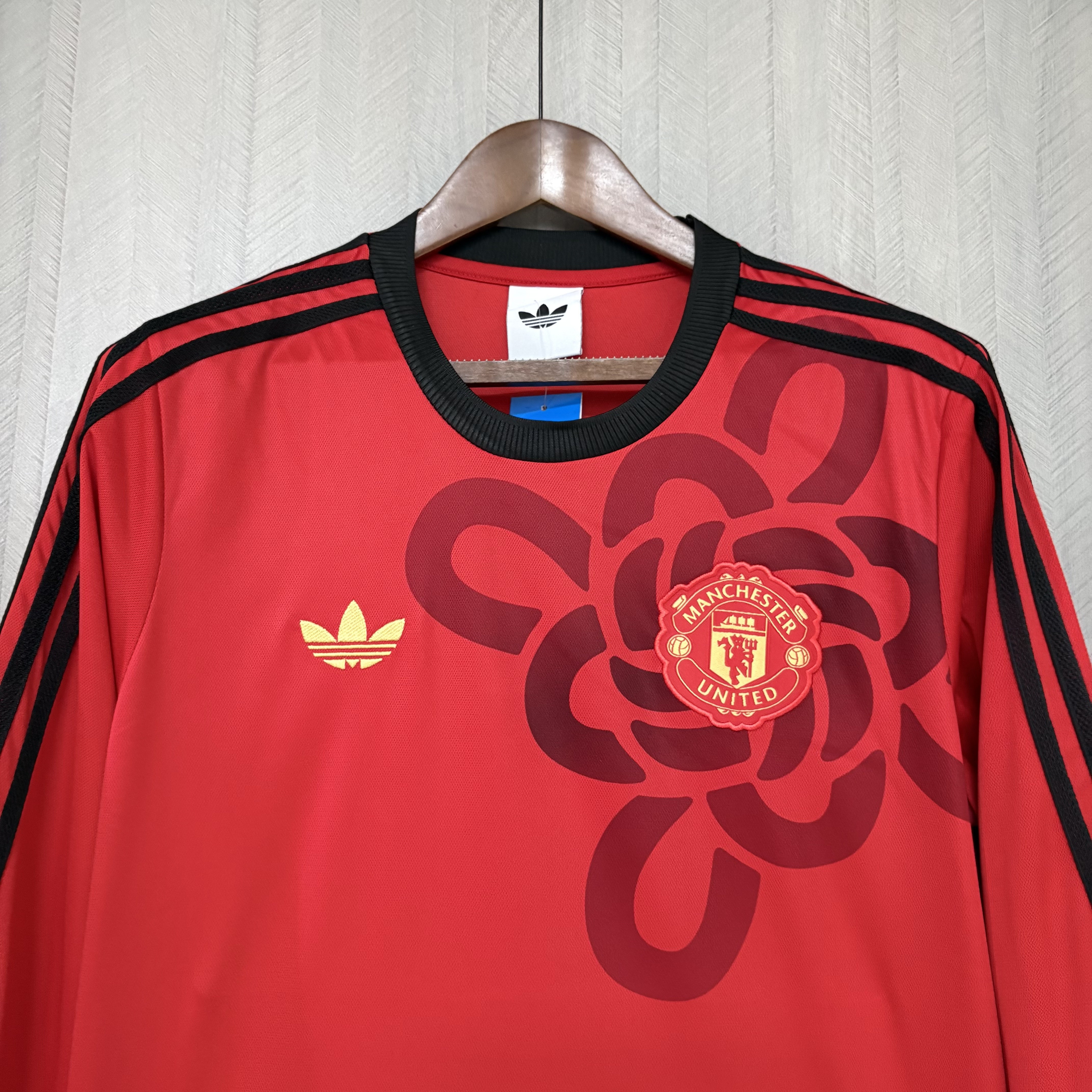 M-U 2026/27 long sleeve Special Edition Red Jersey