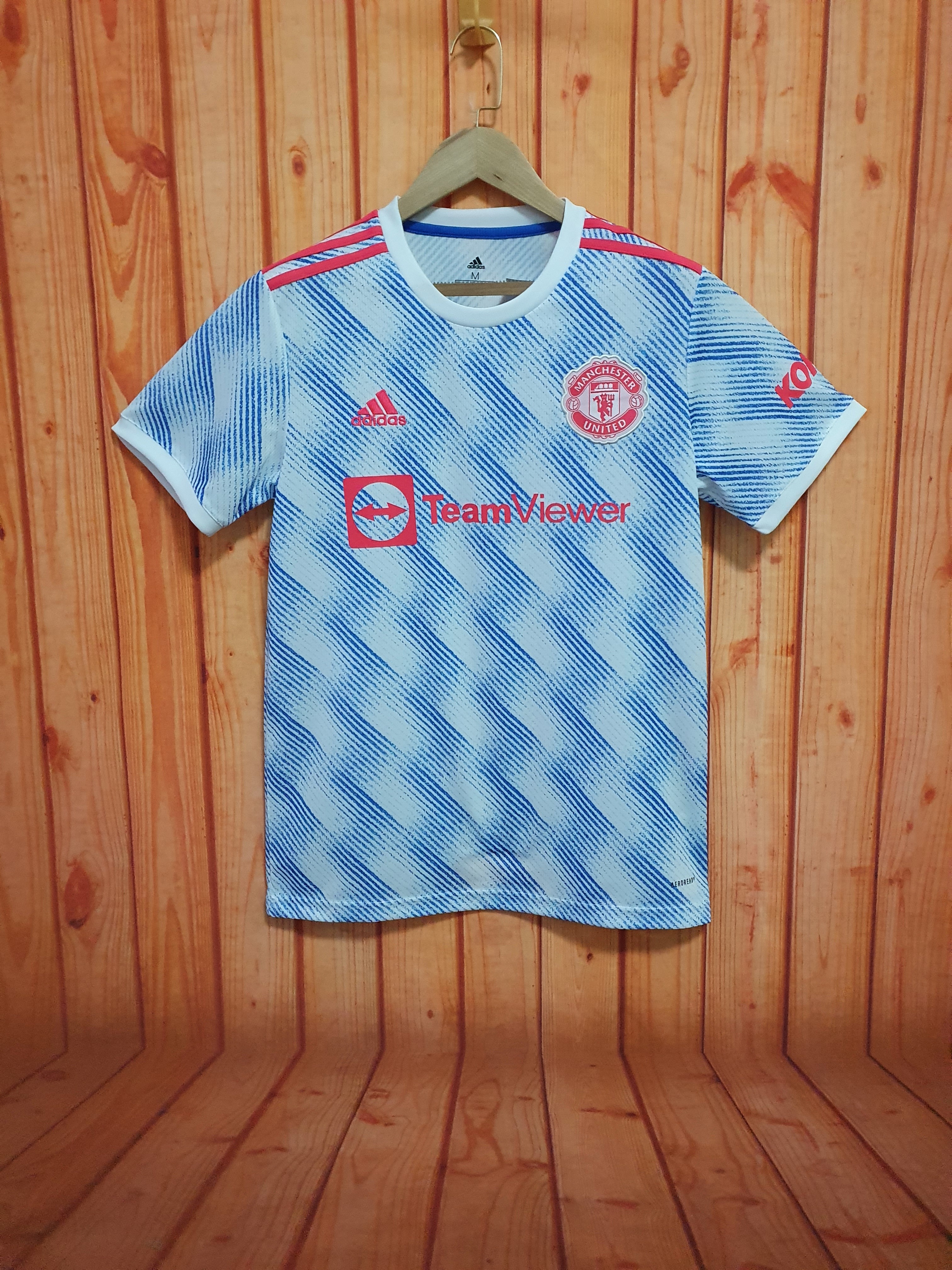M-U 21/22 away