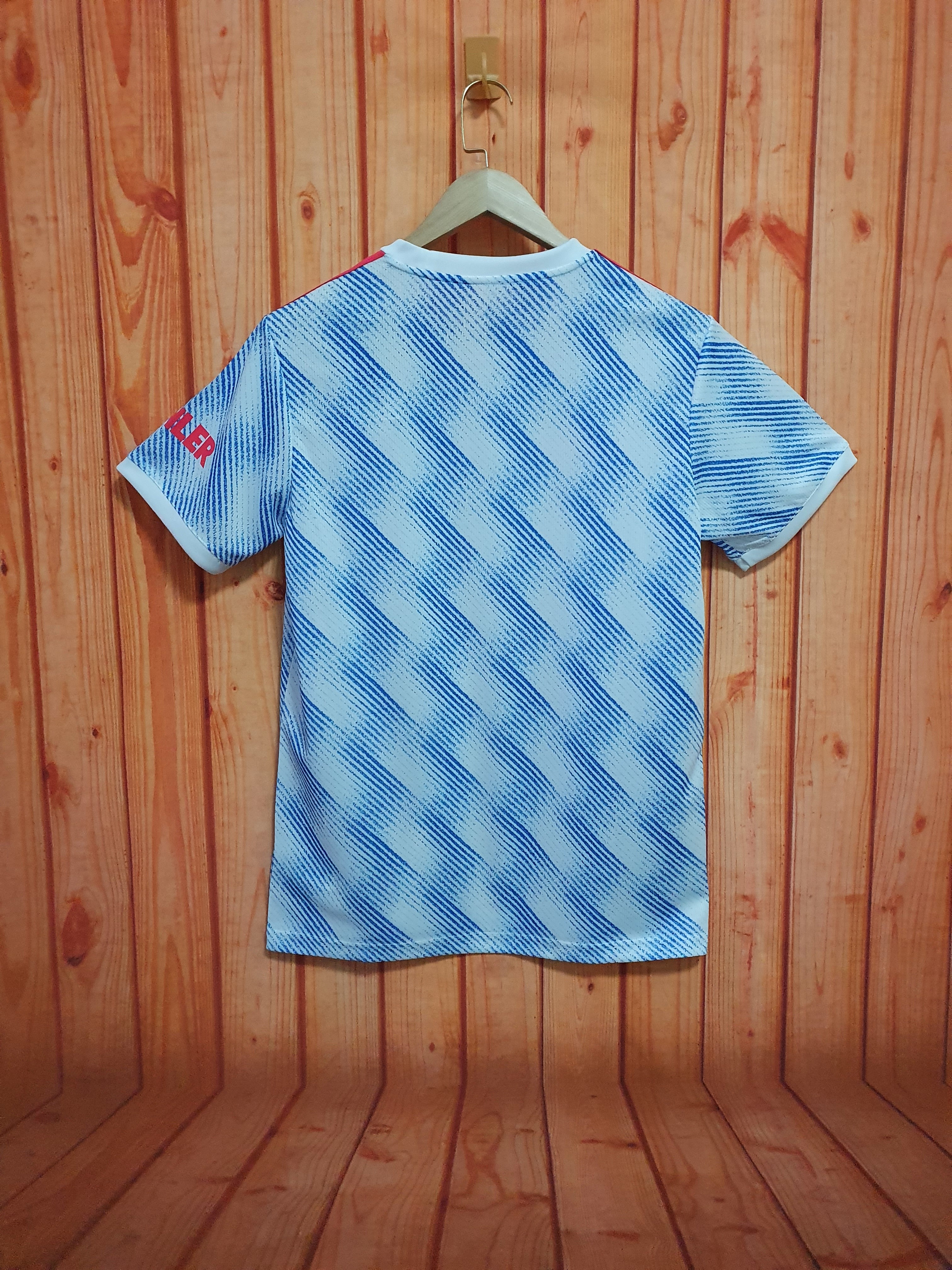 M-U 21/22 away