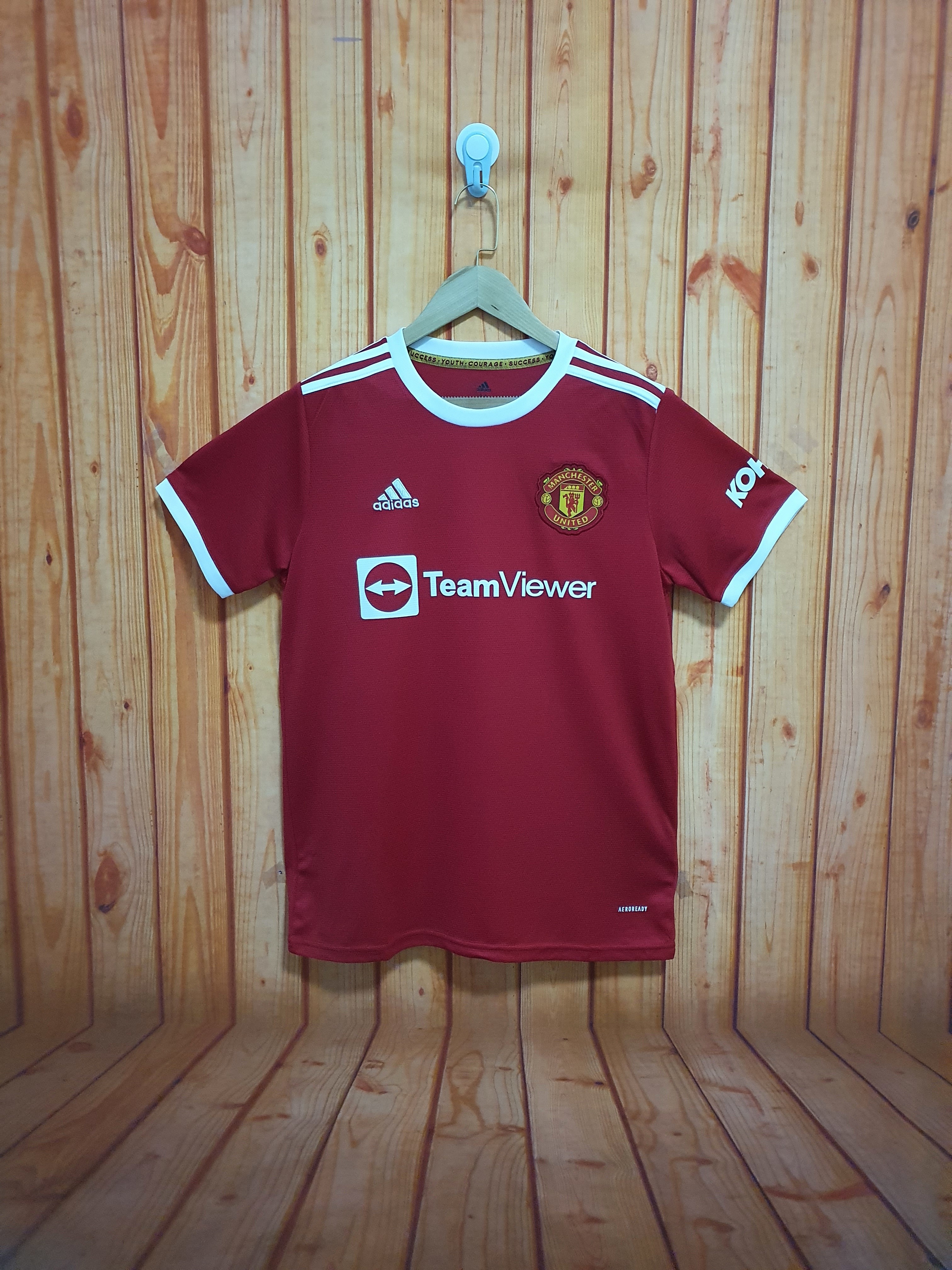 M-U 21/22 home