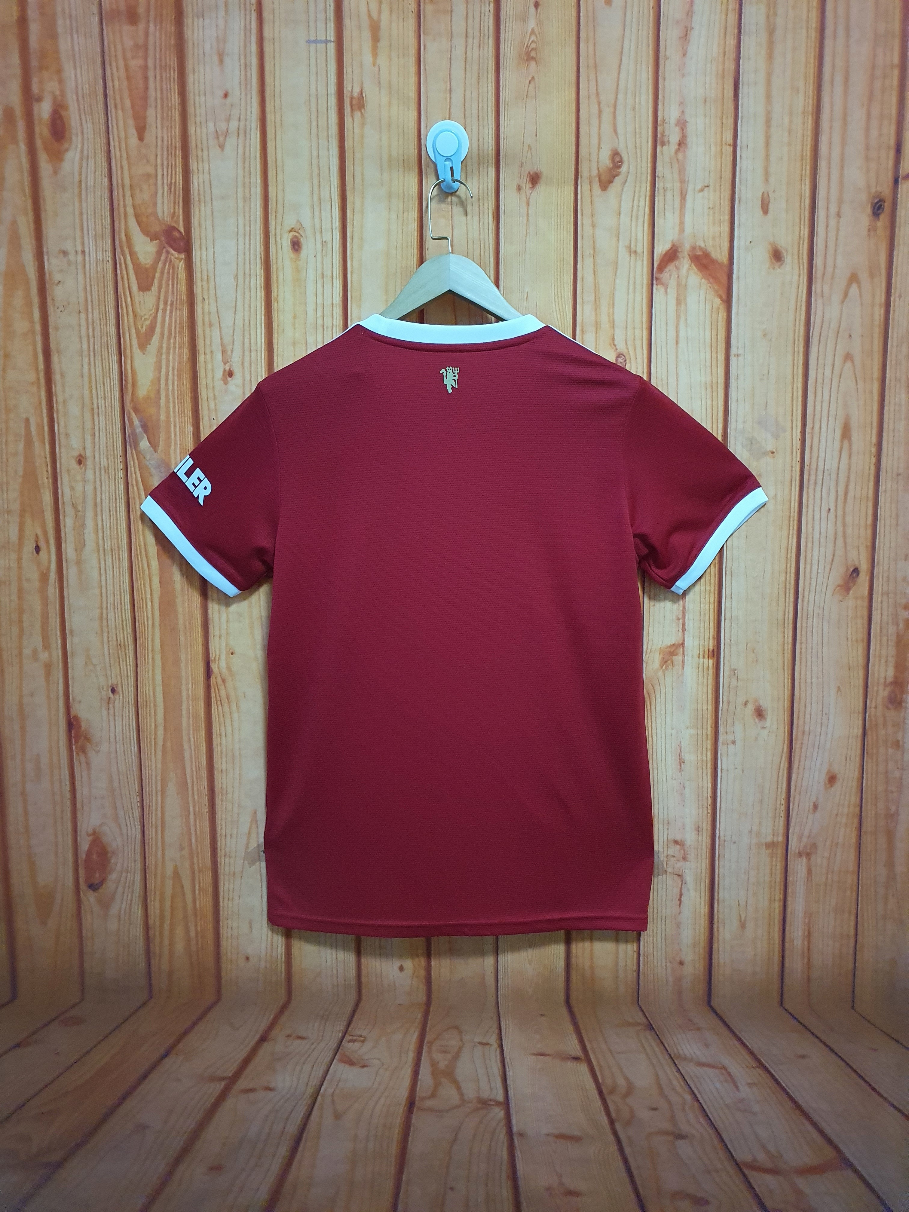 M-U 21/22 home