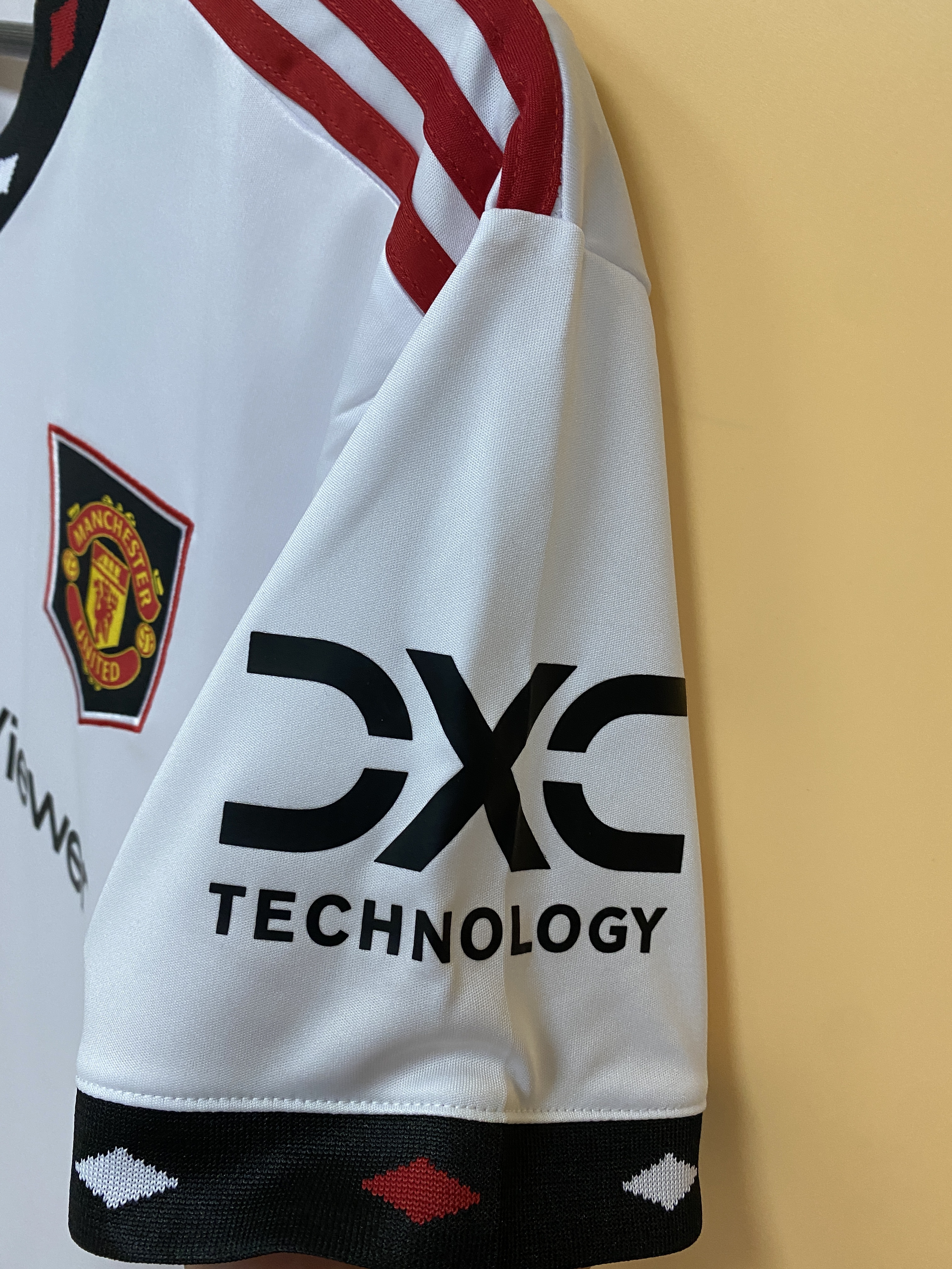 M-U 22/23 away