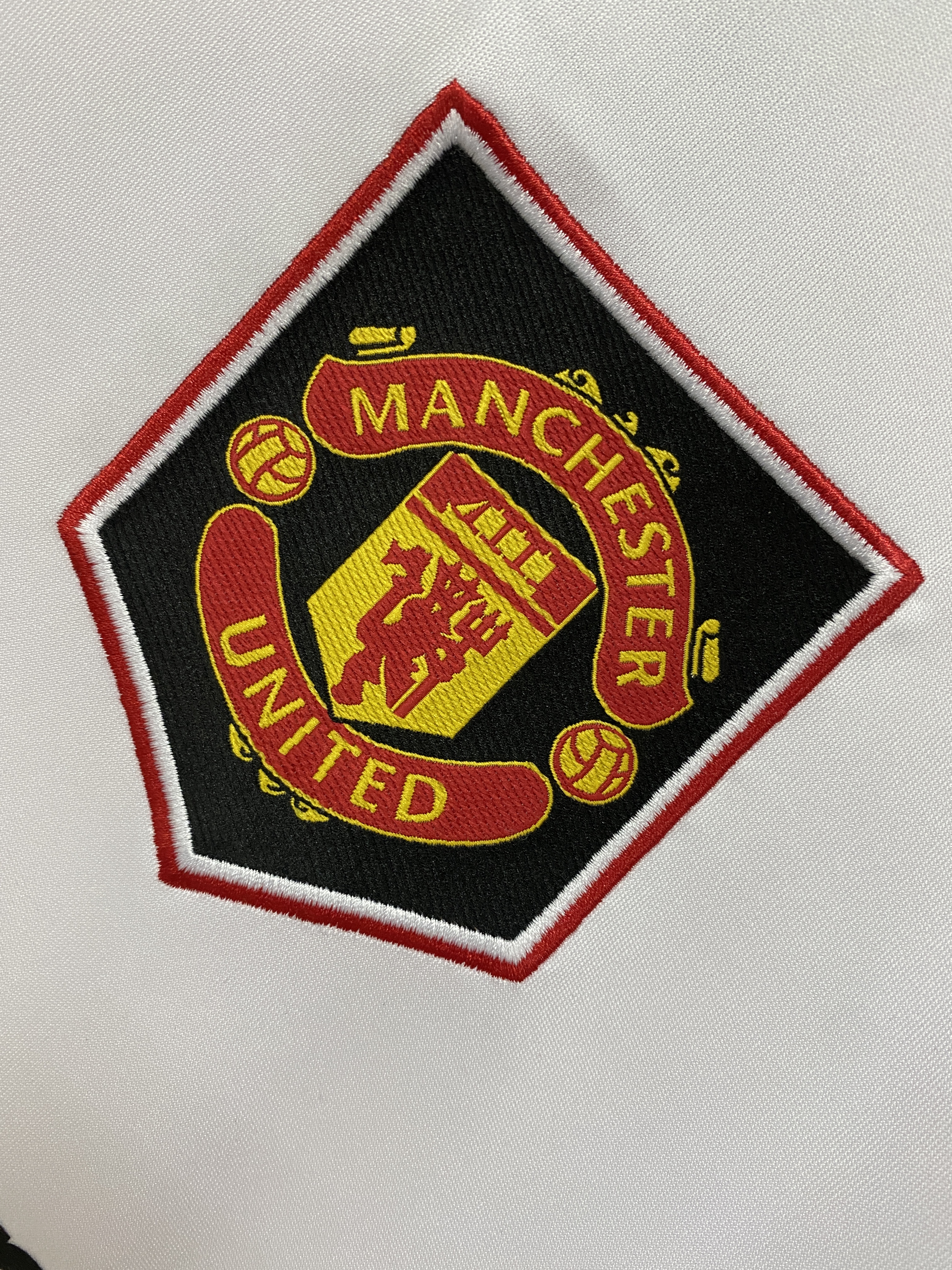 M-U 22/23 away