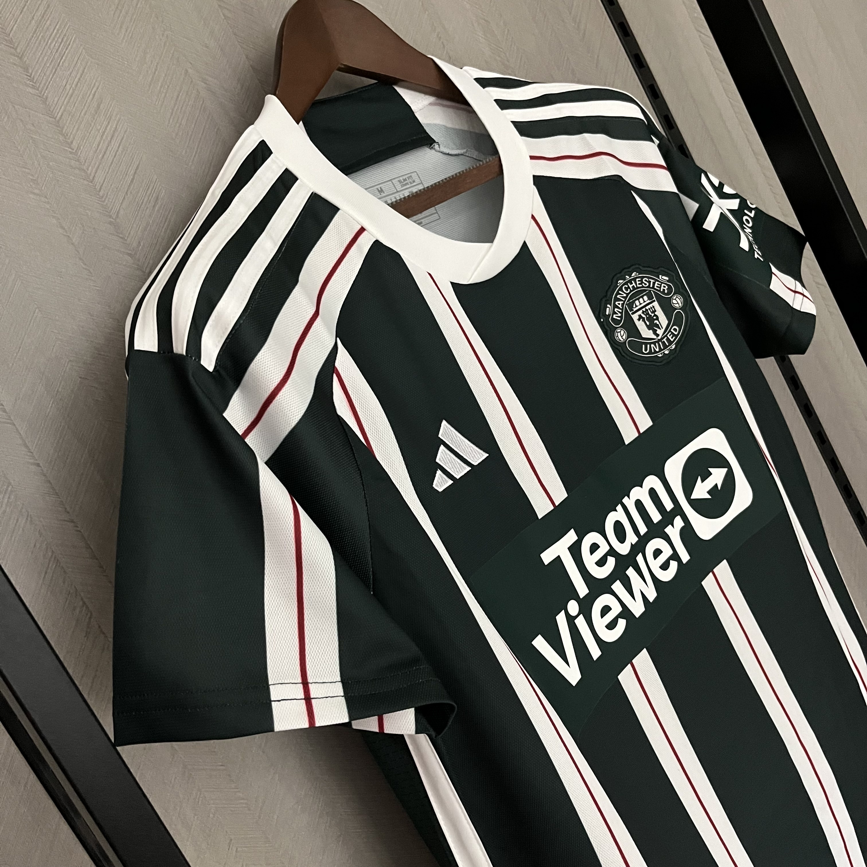 M-U 23/24 away