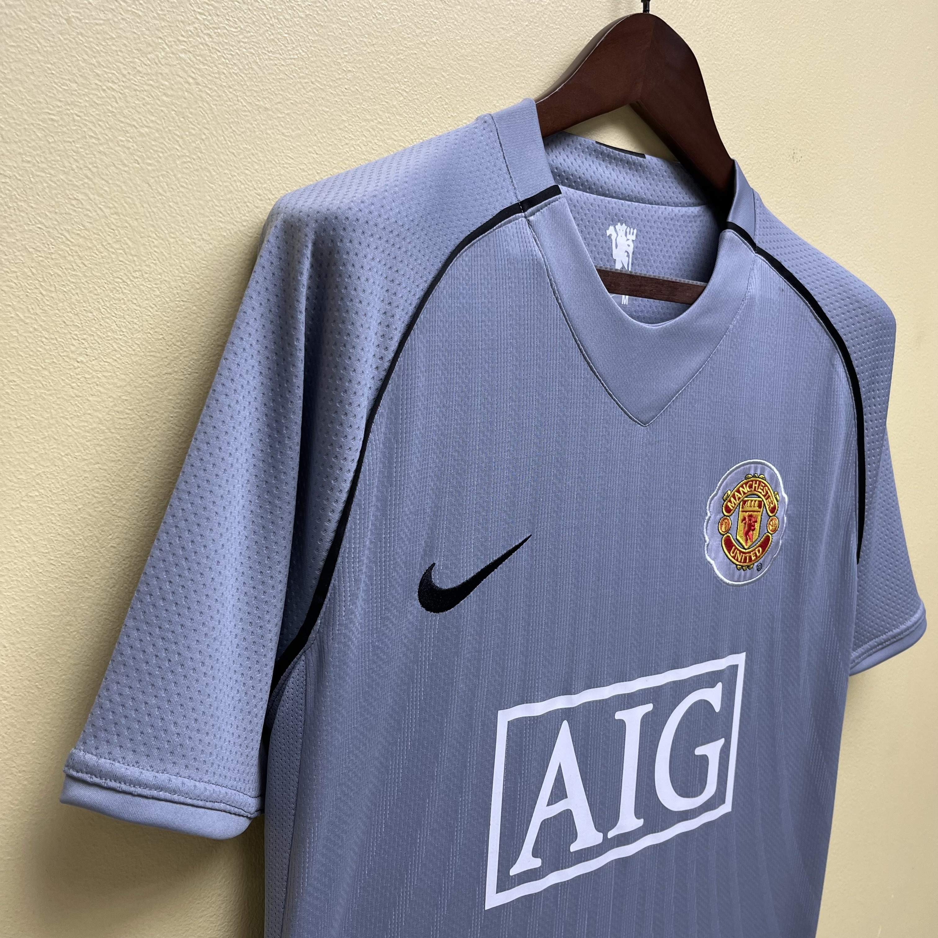 M-U Retro Goalie Gray