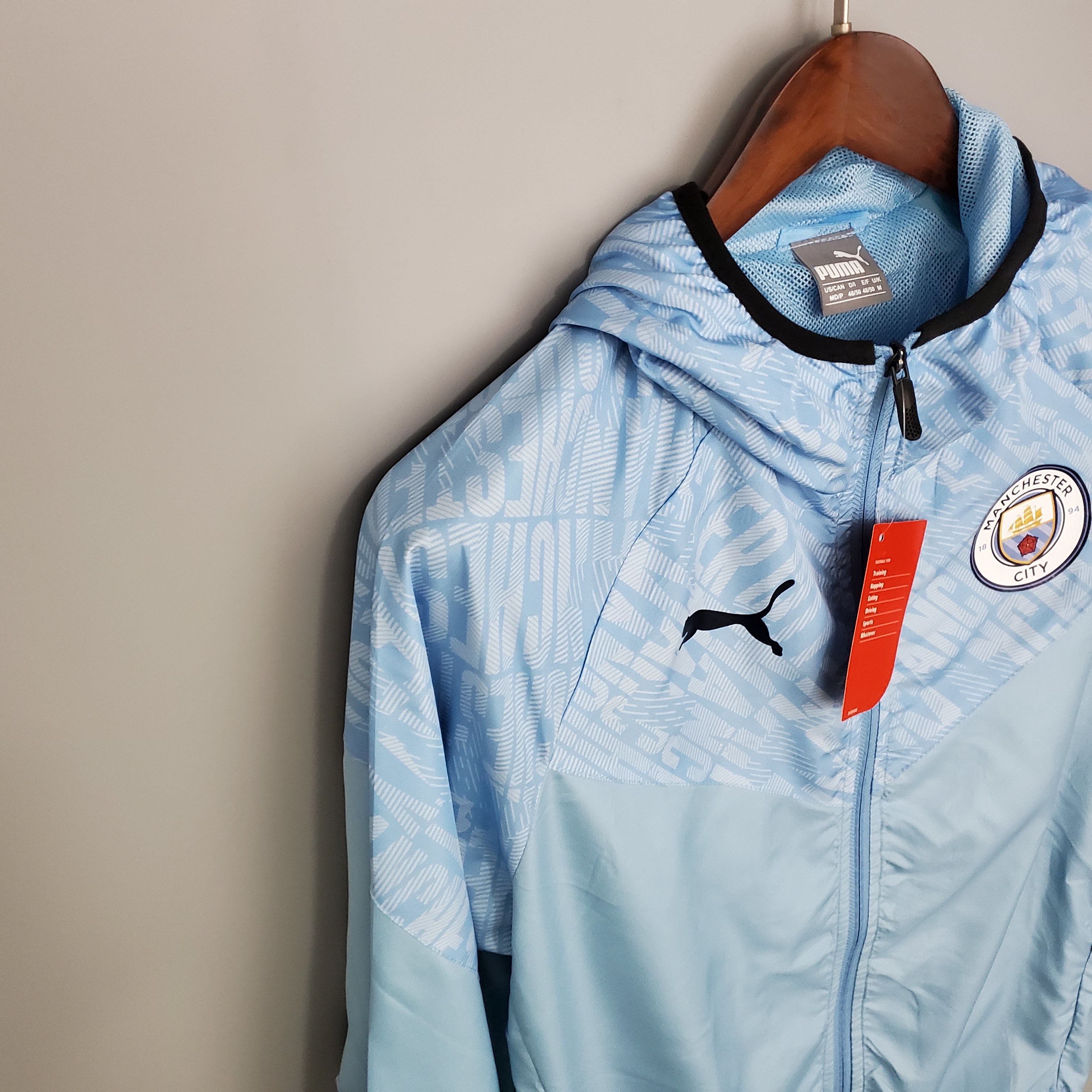 Manchester City 21/22 Windbreaker Blue