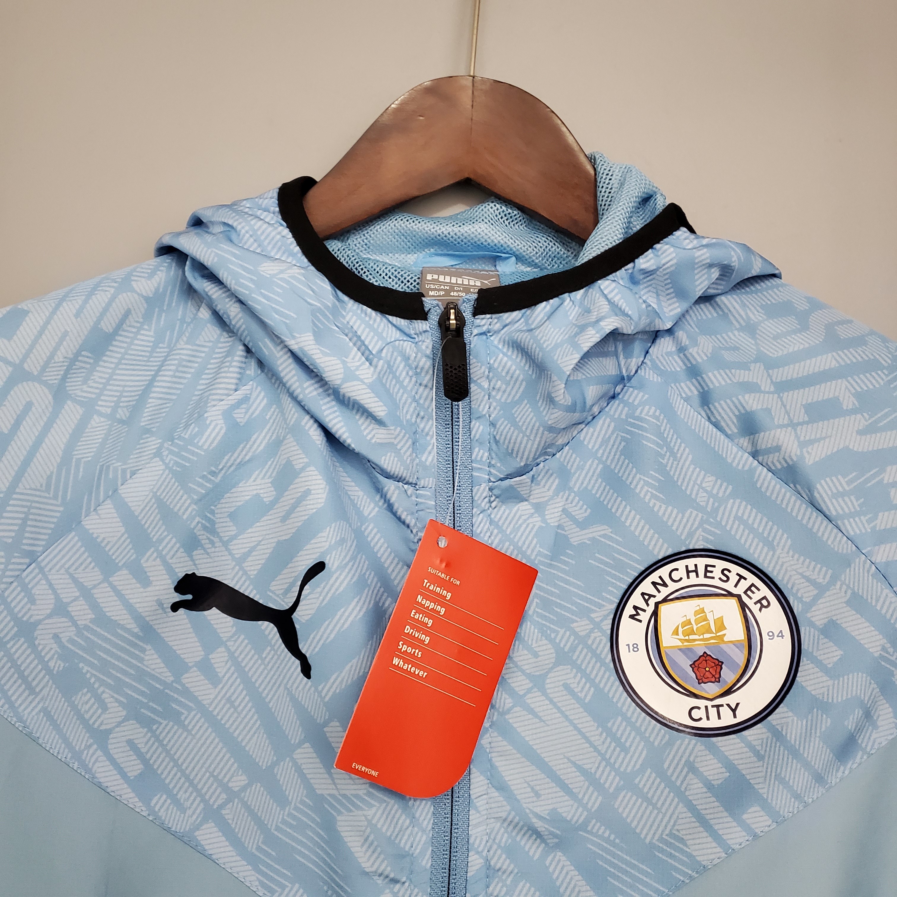 Manchester City 21/22 Windbreaker Blue