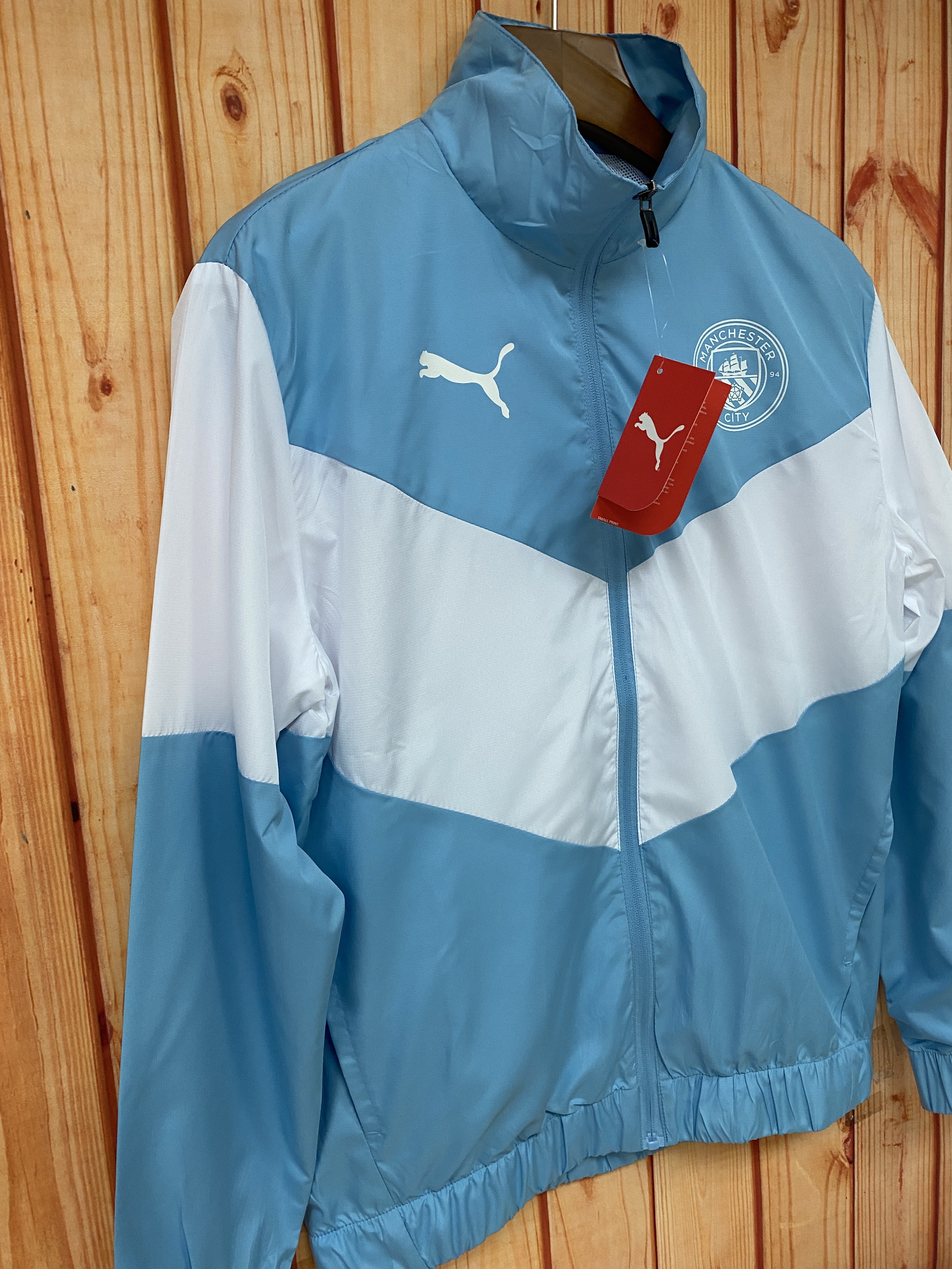 Manchester City 21/22 Windbreaker Blue and White
