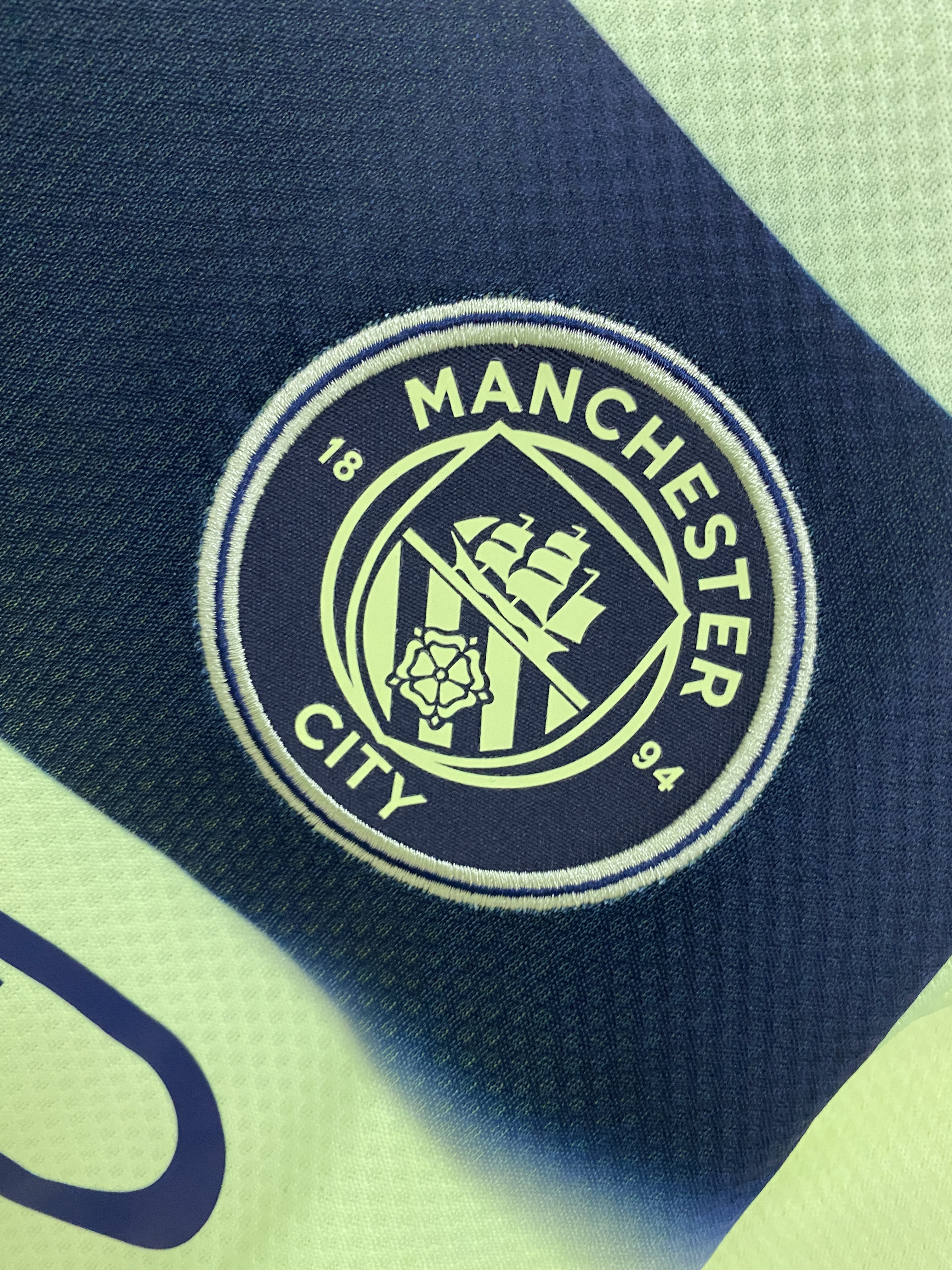 Manchester City 22/23 Fan Short Sleeve 2nd Away Jersey