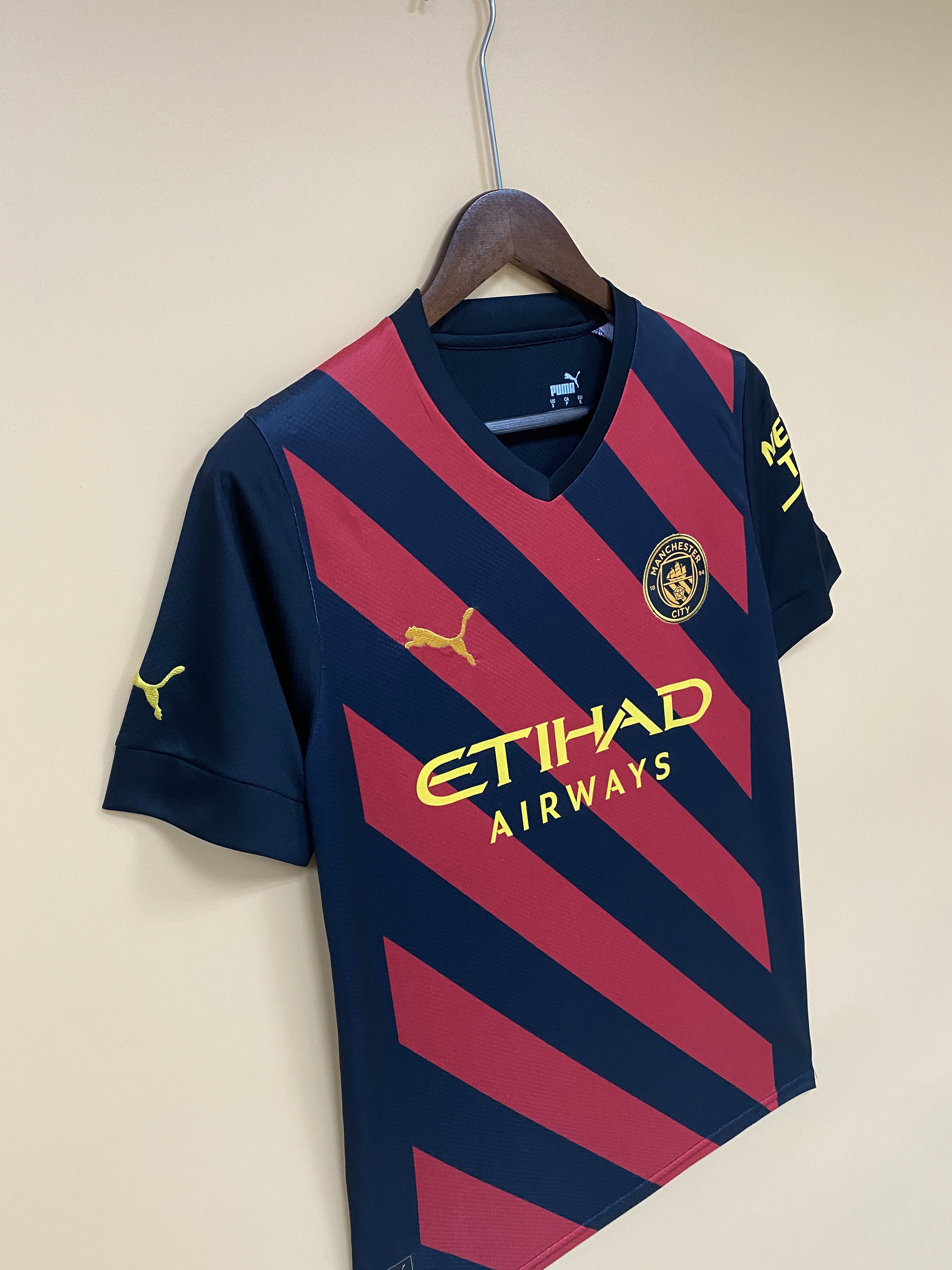 Manchester City 22/23 Fan Short Sleeve Away Jersey
