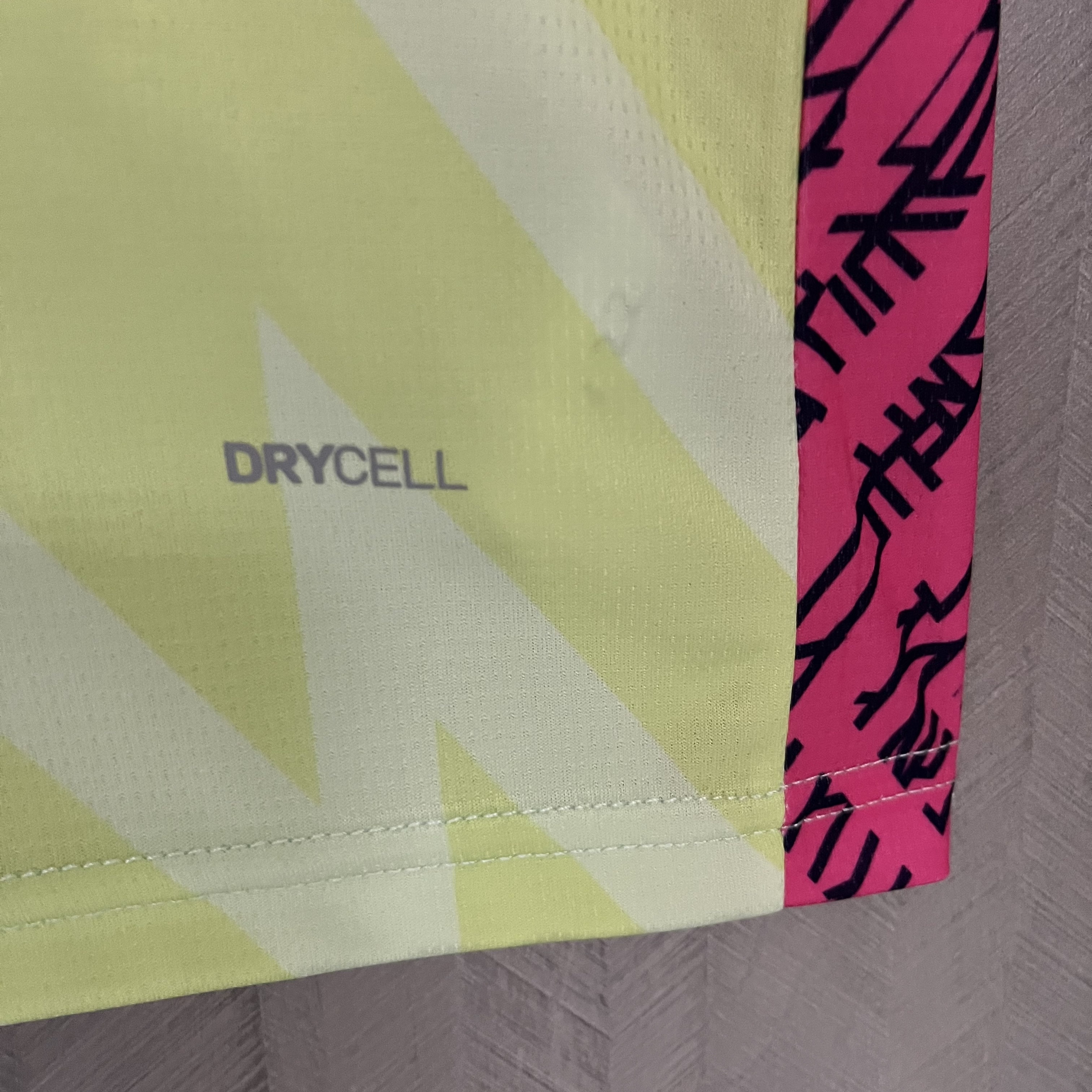 Manchester City 23/24 Goalkeeper Short Sleeve Fluorescent Green Jersey