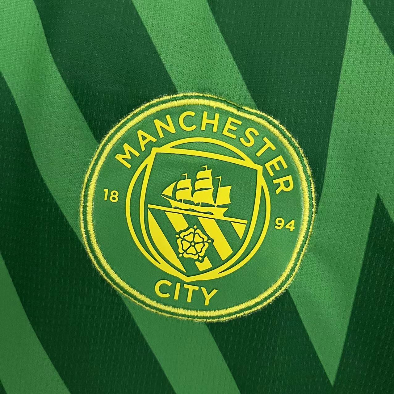 Manchester City 23/24 Goalkeeper Short Sleeve Green Jersey