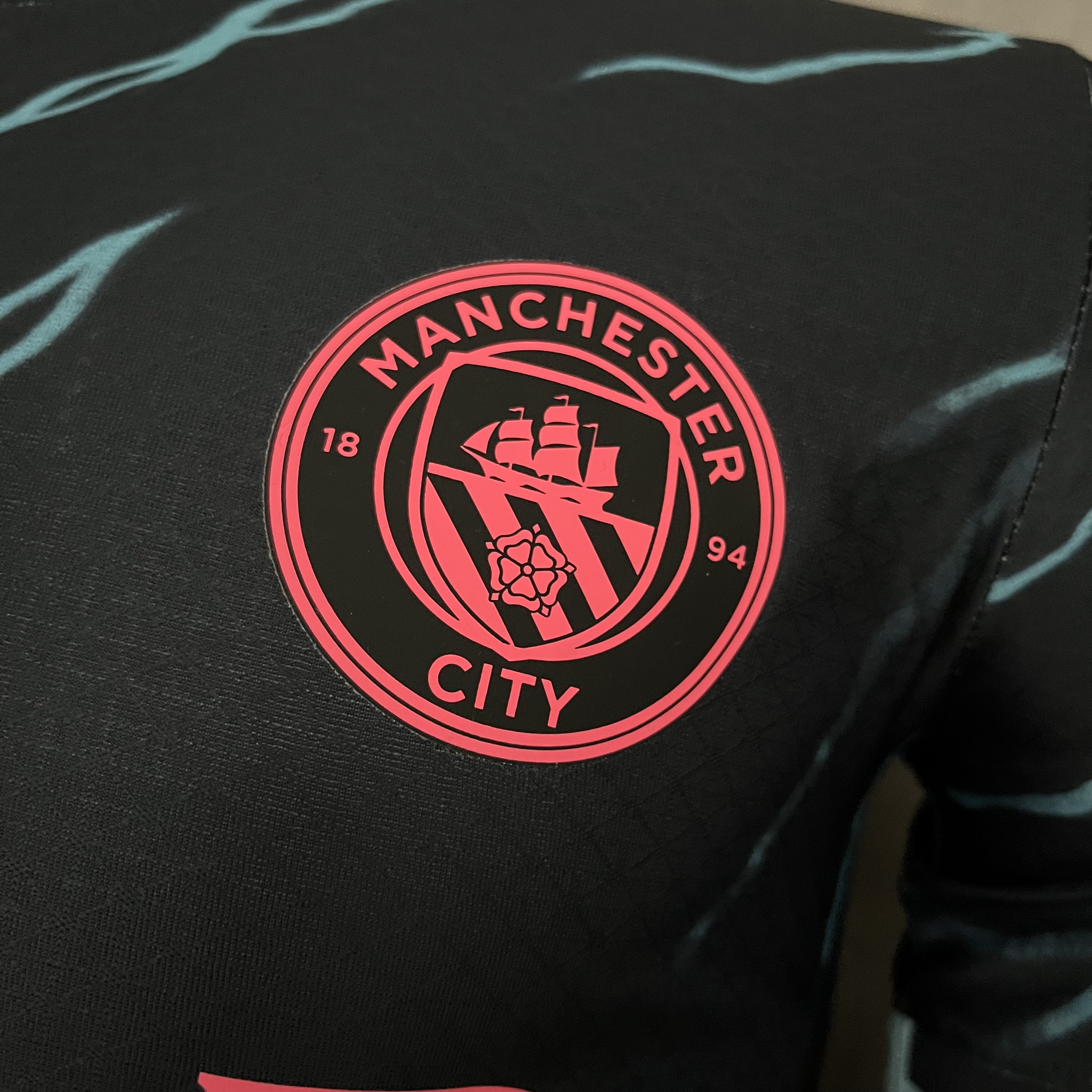 Manchester City 23/24 Player Short Sleeve 2nd Away Jersey