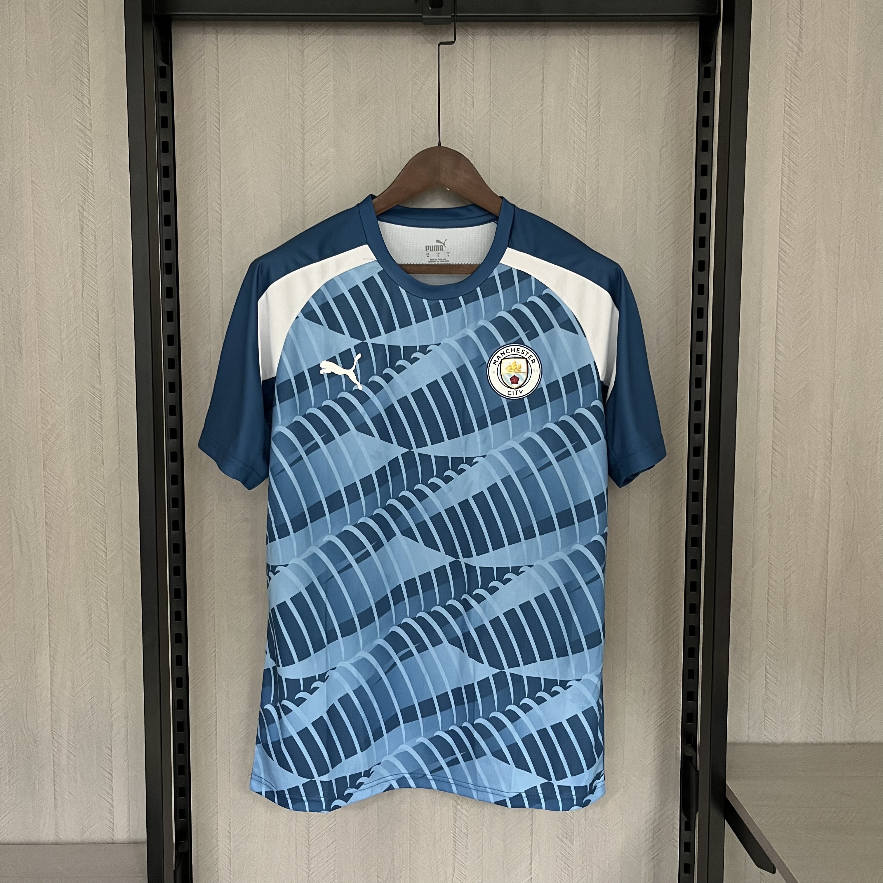 Manchester City 23/24 Training Short Sleeve Blue Jersey