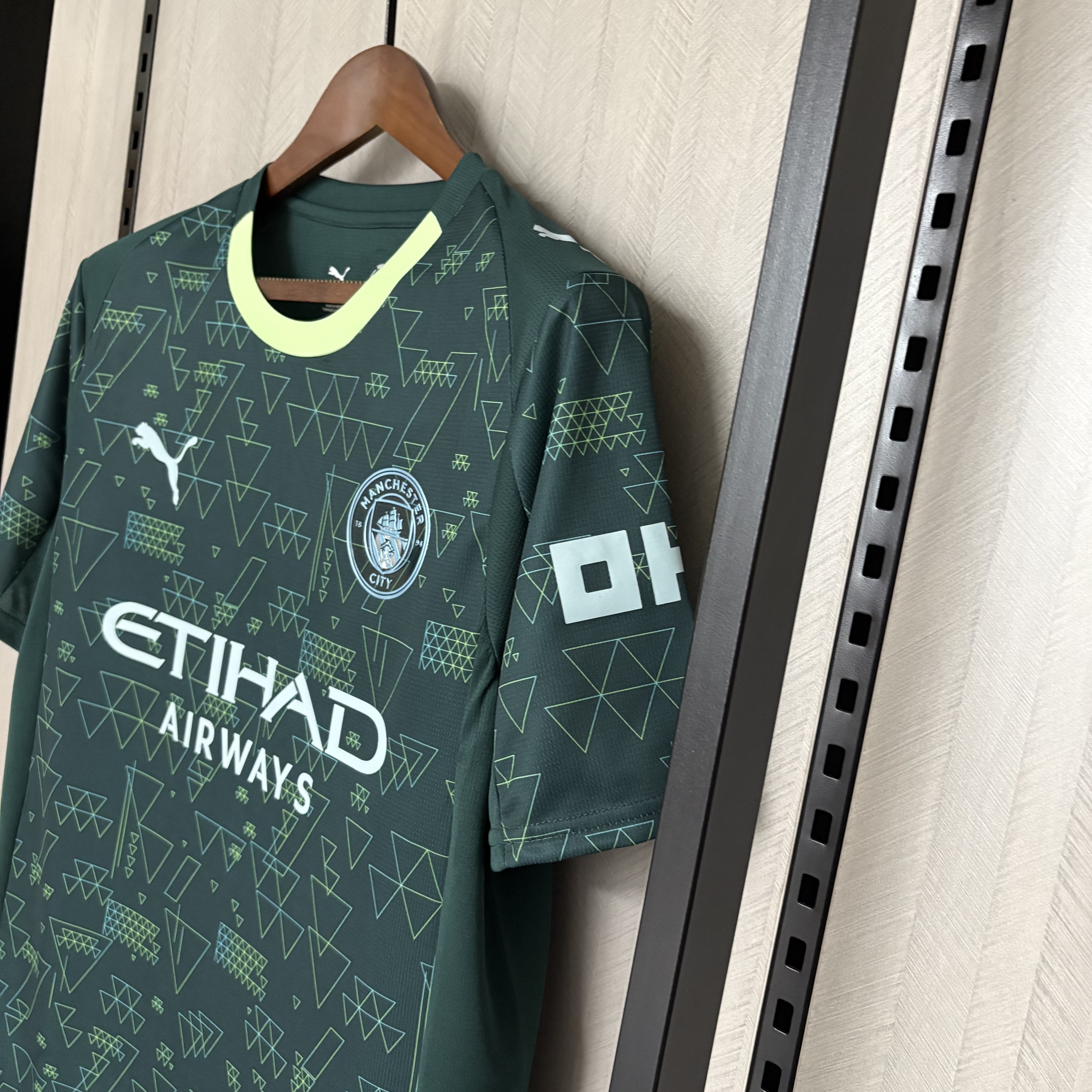 Manchester City 24/25 Fan Short Sleeve 4th Kit Jersey