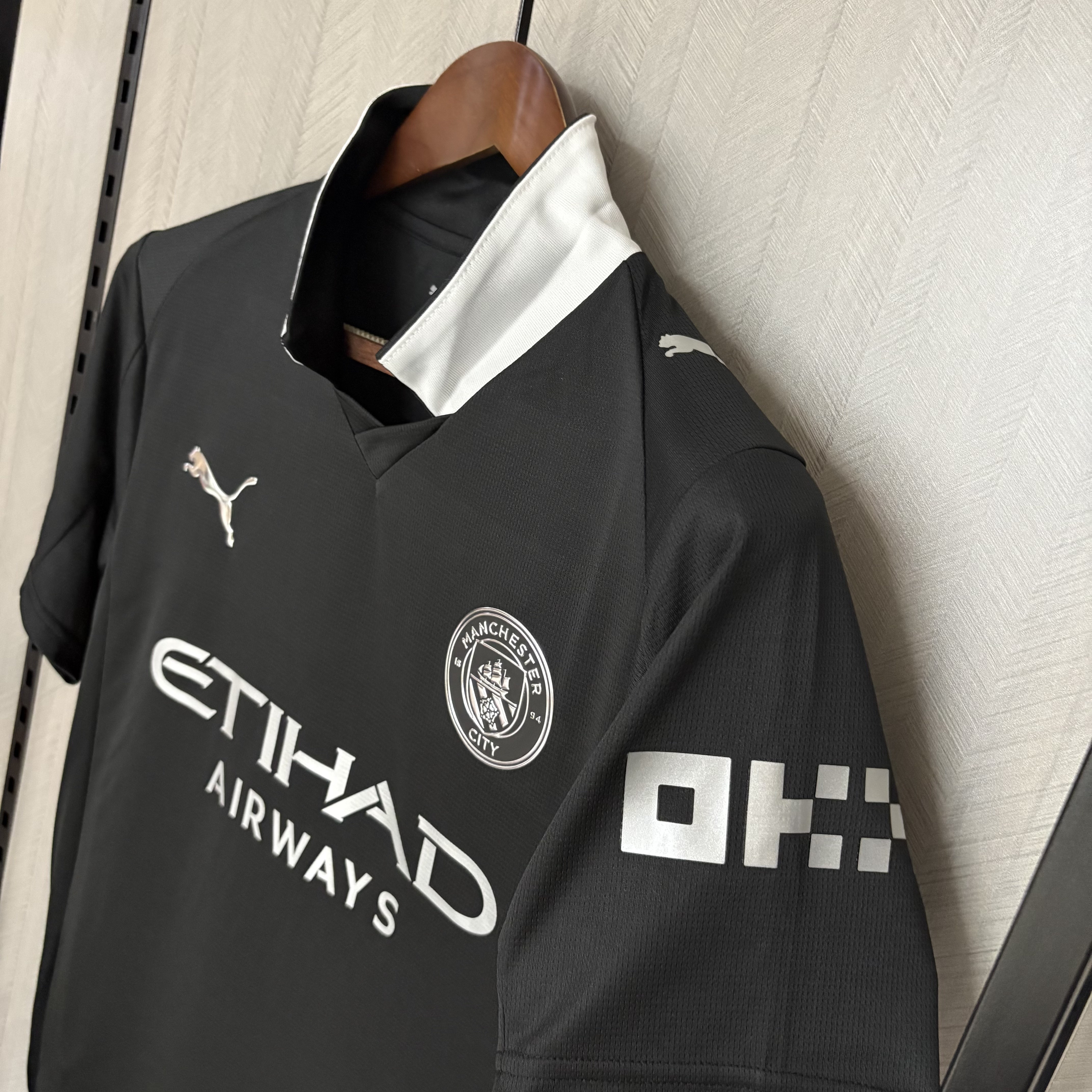 Manchester City 24/25 Fan Short Sleeve Black Special Edition Jersey