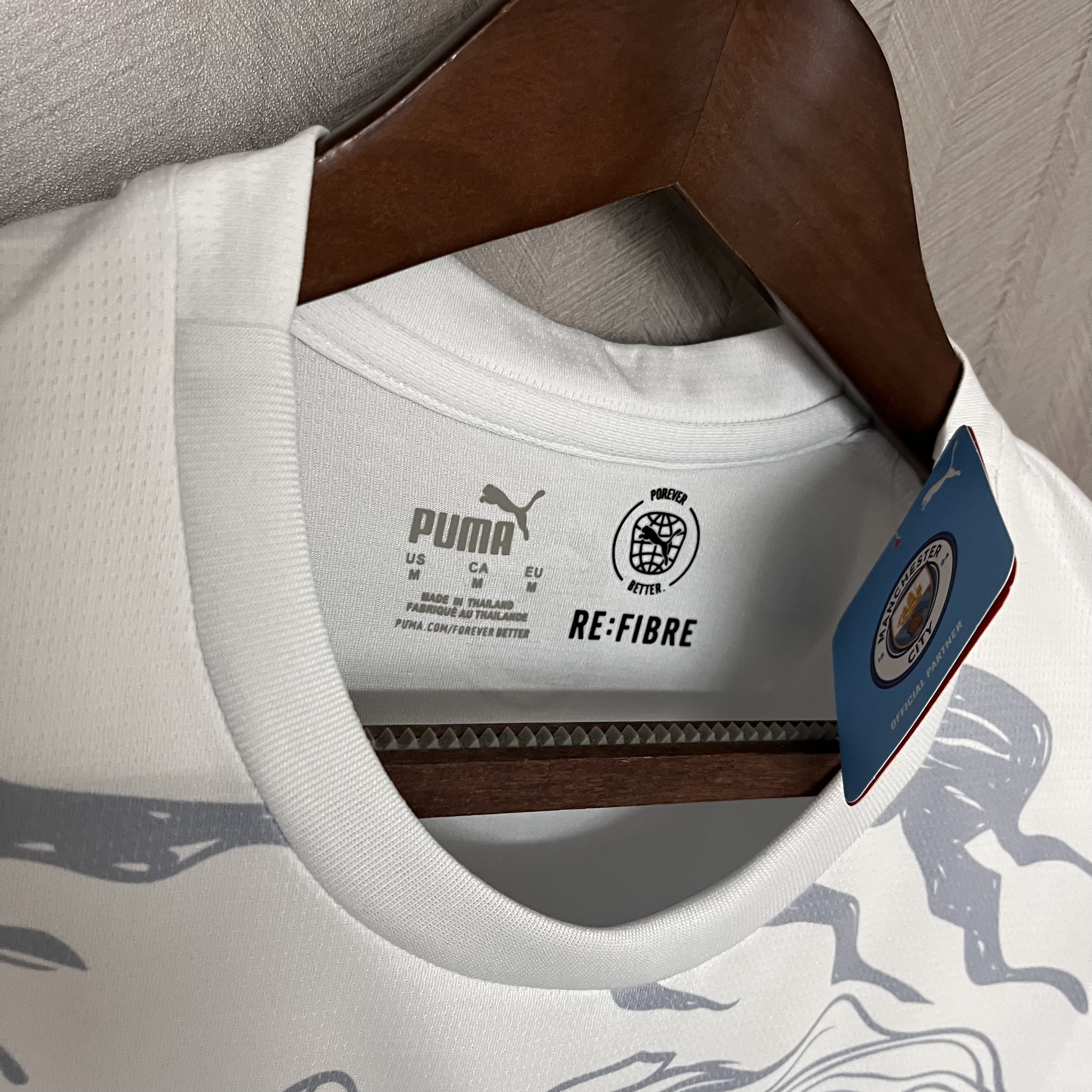 Manchester City 24/25 Fan Short Sleeve Year of the Dragon Special Edition Off-White Jersey