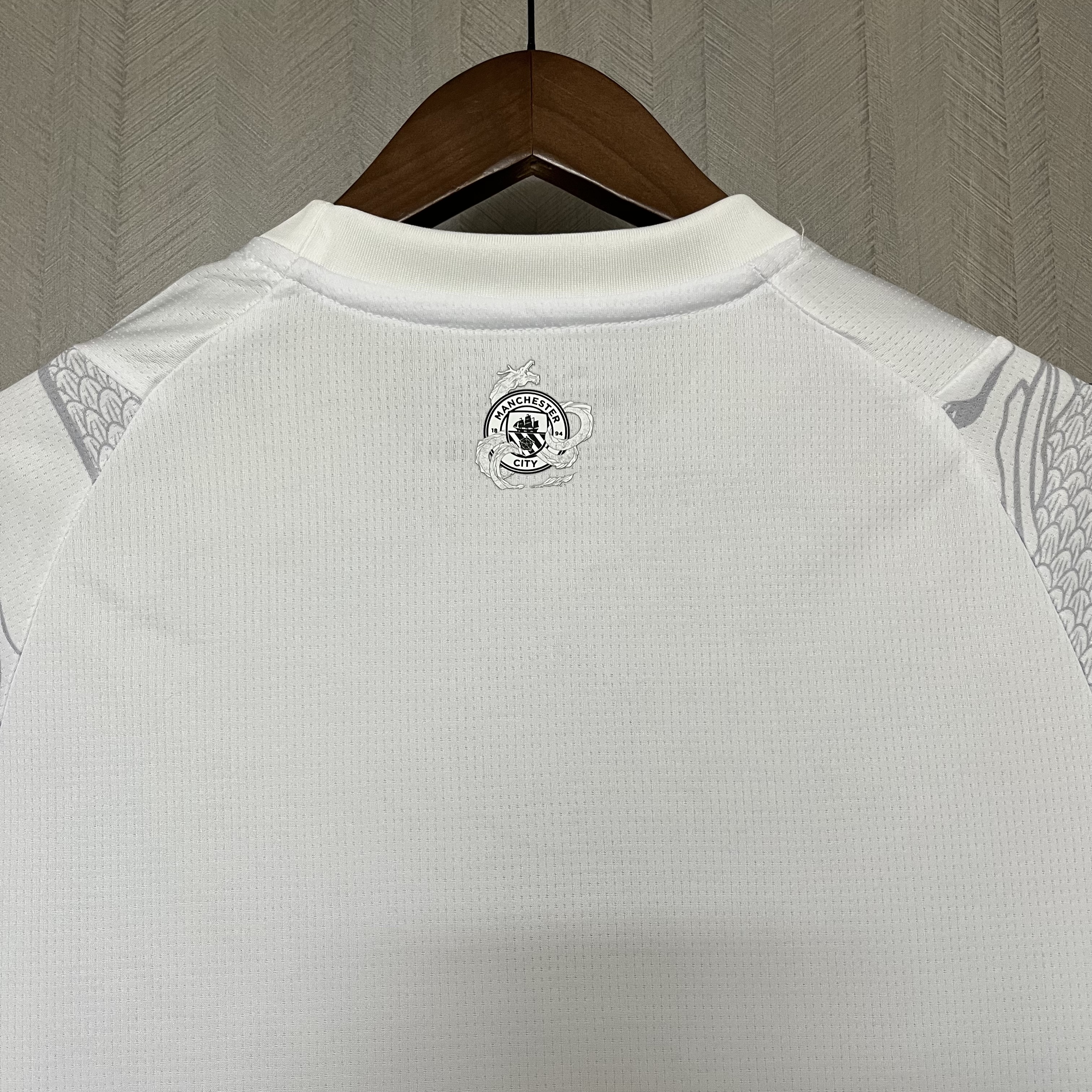 Manchester City 24/25 Kids Short Sleeve Year of the Dragon Special Edition Off-White Jersey