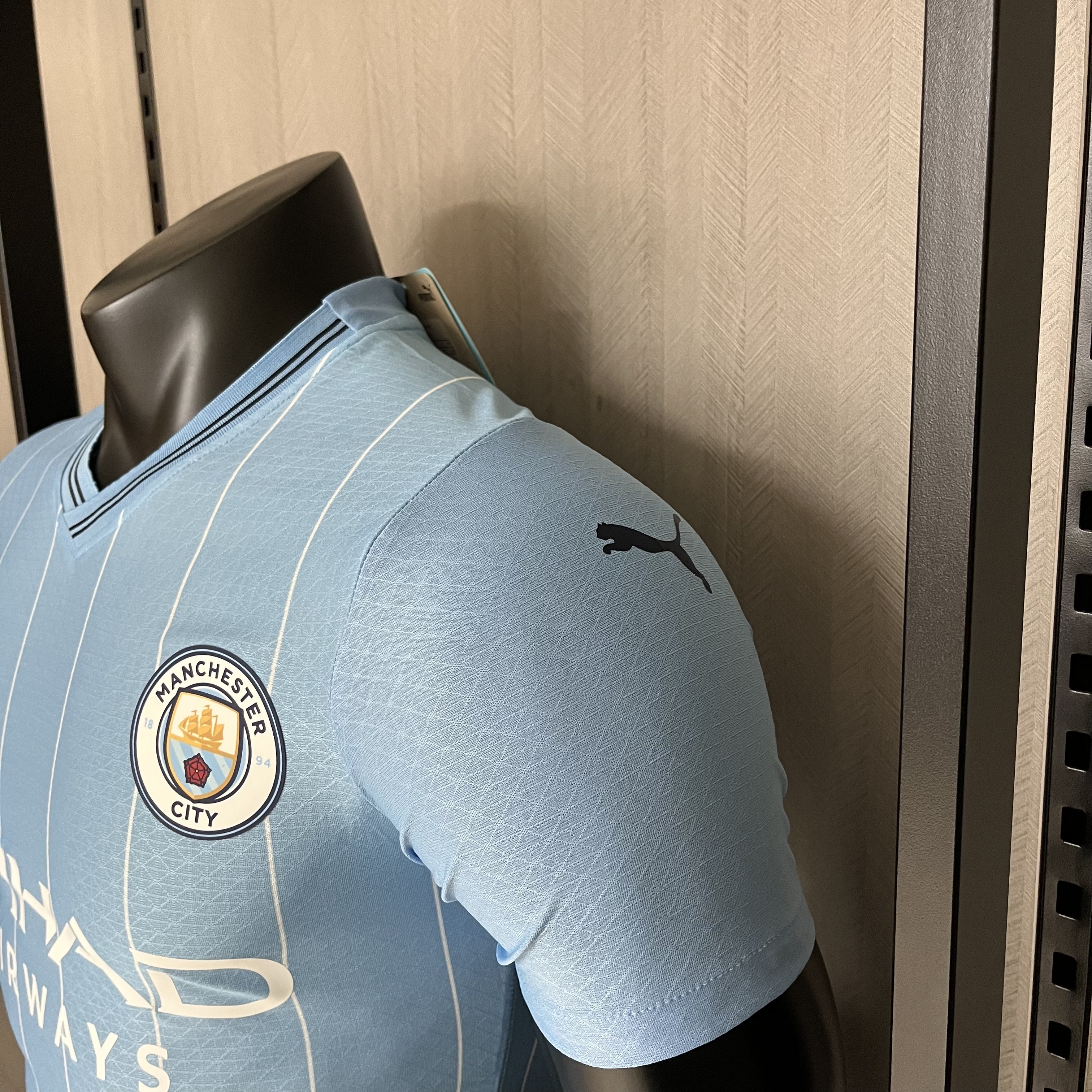 Manchester City 24/25 Player Short Sleeve Home Blue Jersey