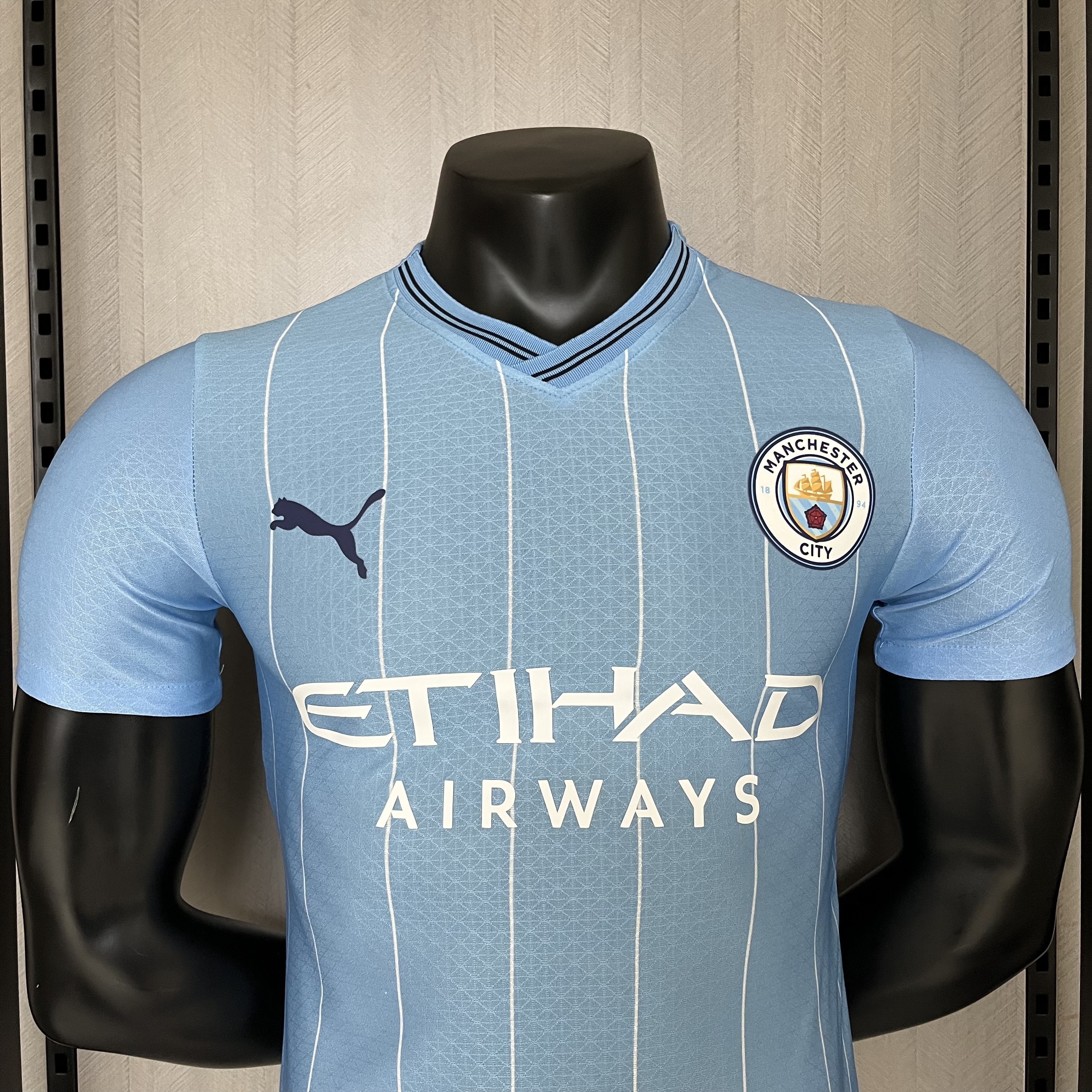 Manchester City 24/25 Player Short Sleeve Home Blue Jersey