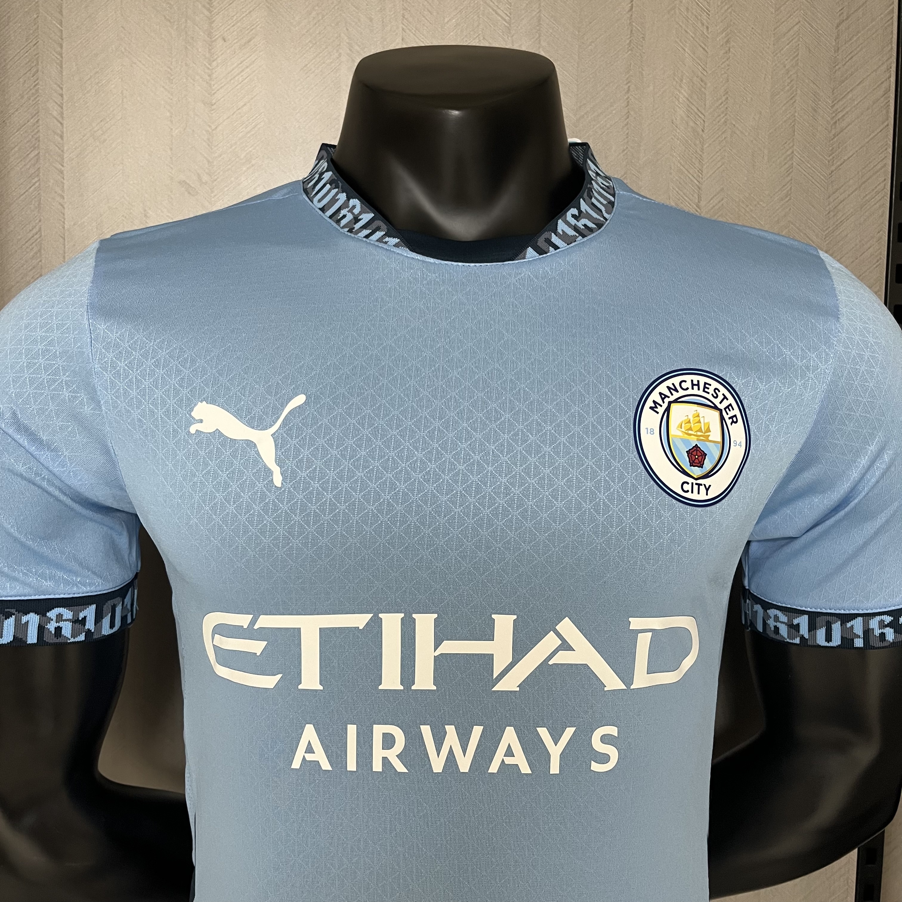 Manchester City 24/25 Player Short Sleeve Home Jersey