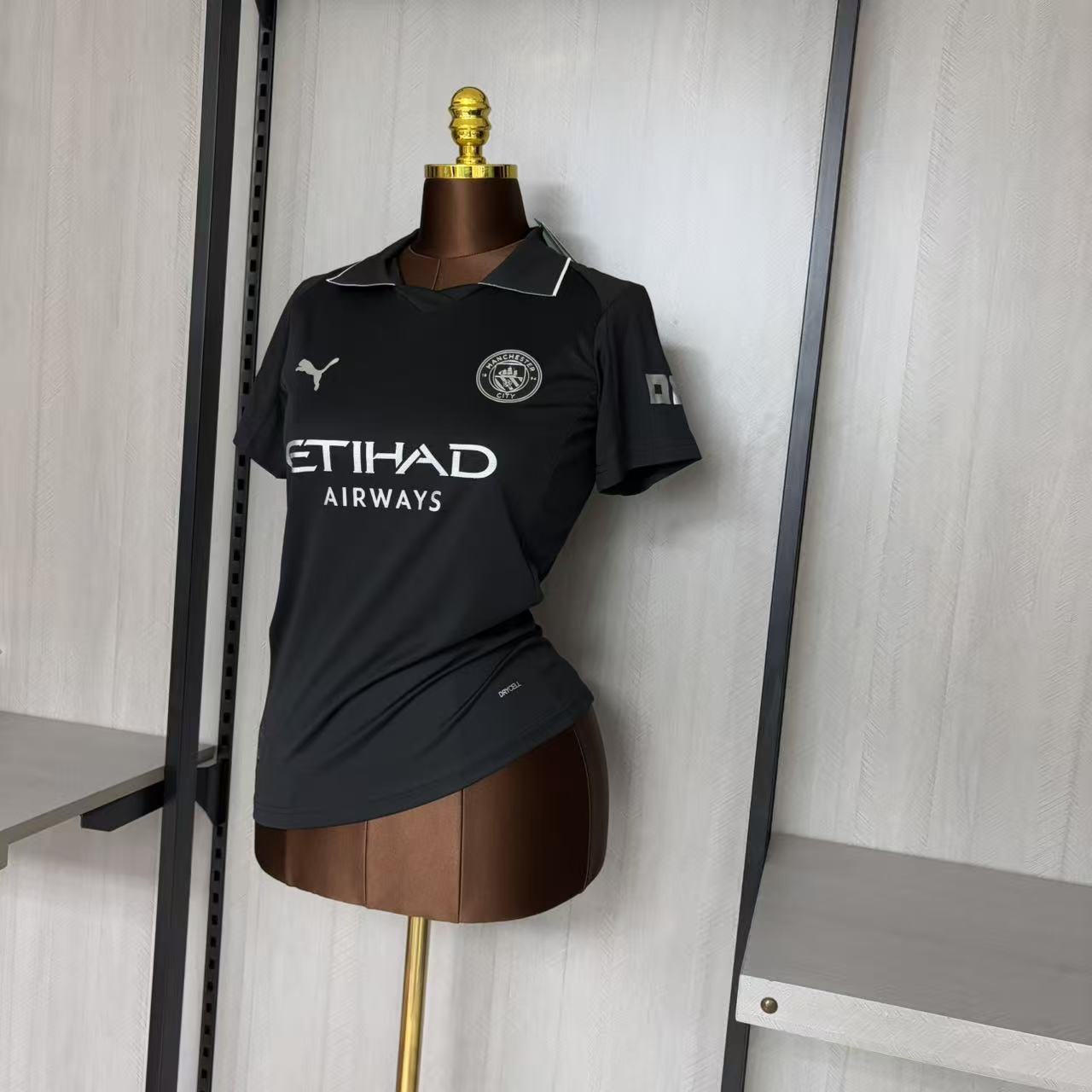 Manchester City 24/25 Women Short Sleeve Black Jersey
