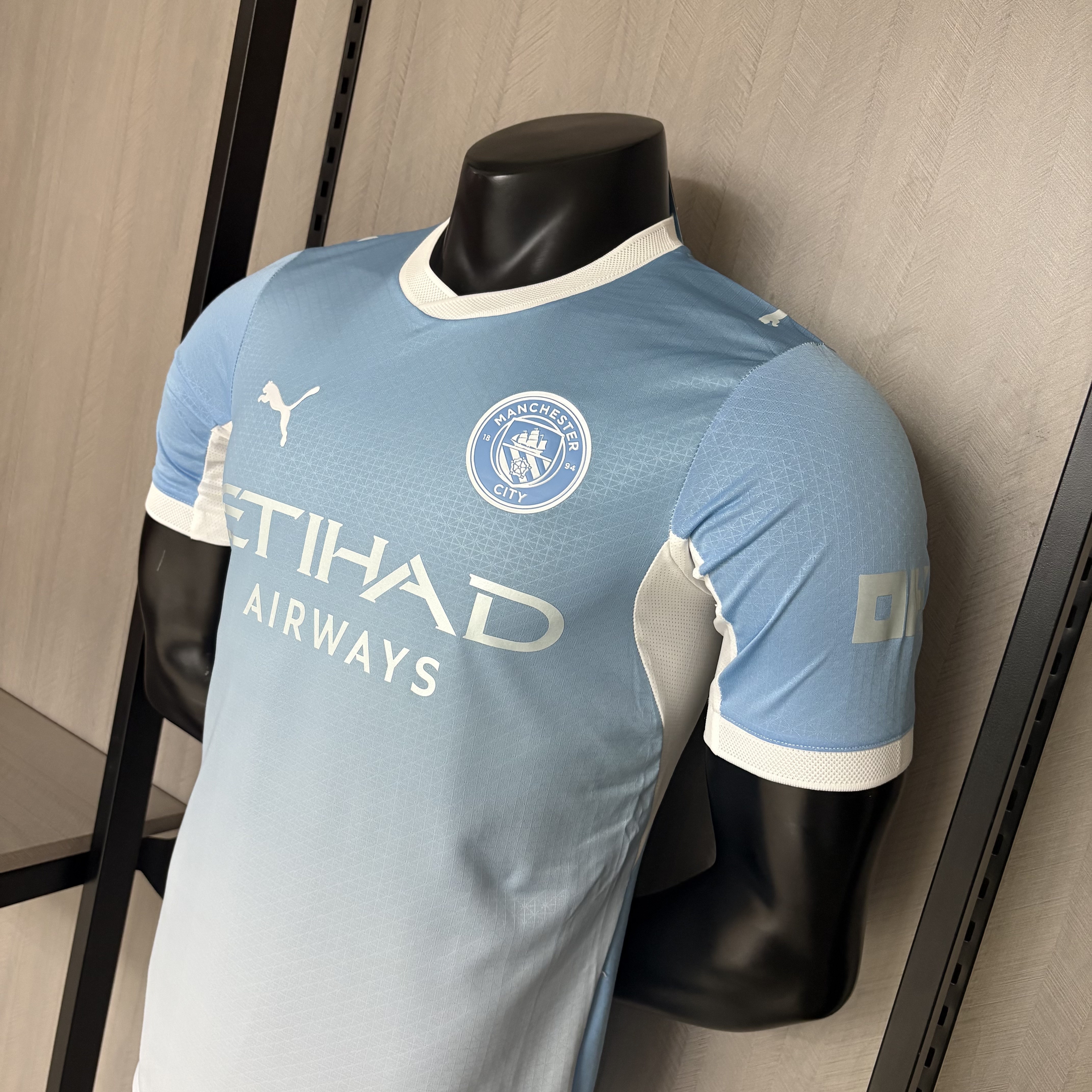 Manchester City 25/26 Player Short Sleeve Home Jersey