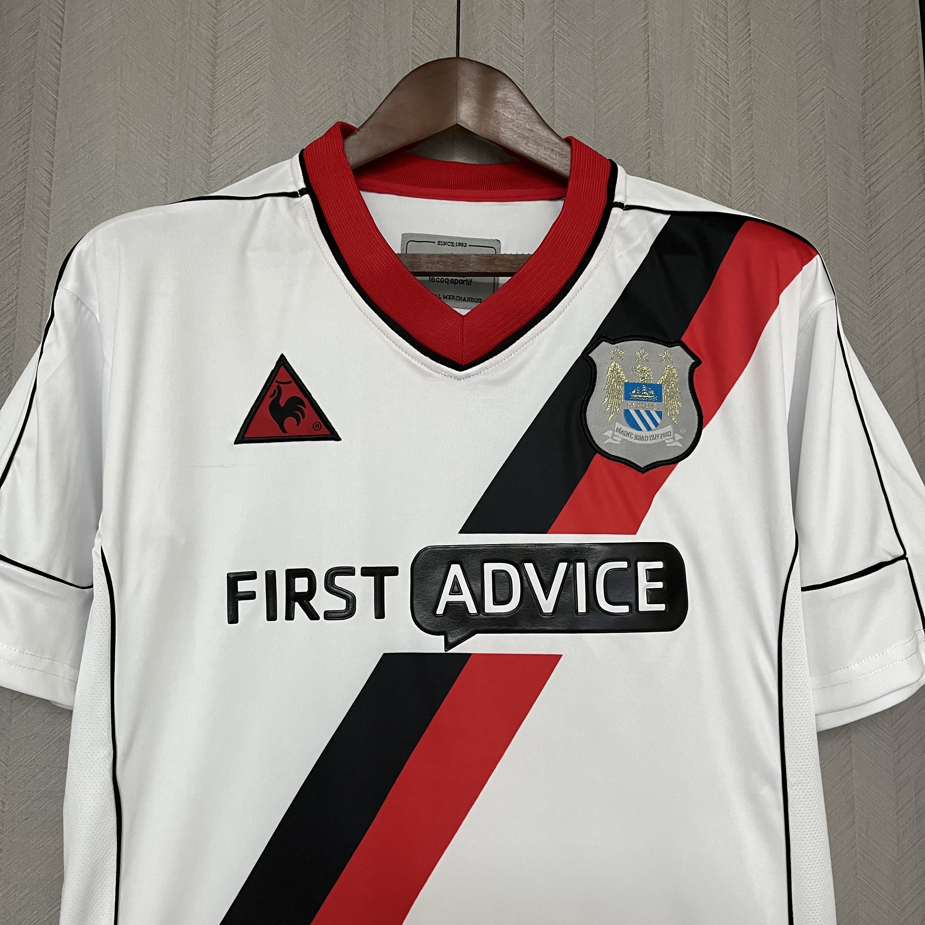 Manchester City Retro 02/03 Fan Short Sleeve Away Jersey