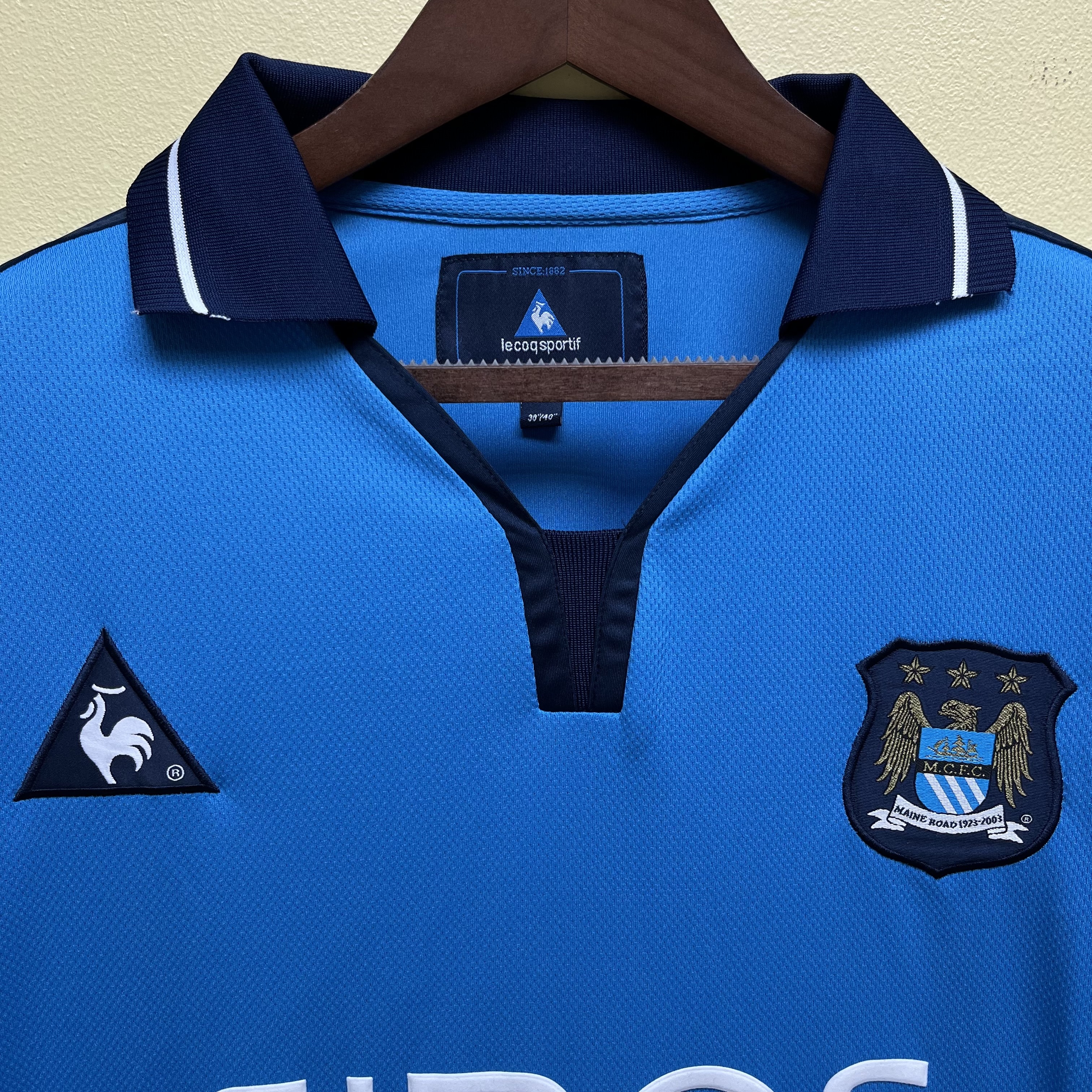 Manchester City Retro 02/03 Fan Short Sleeve Home Jersey