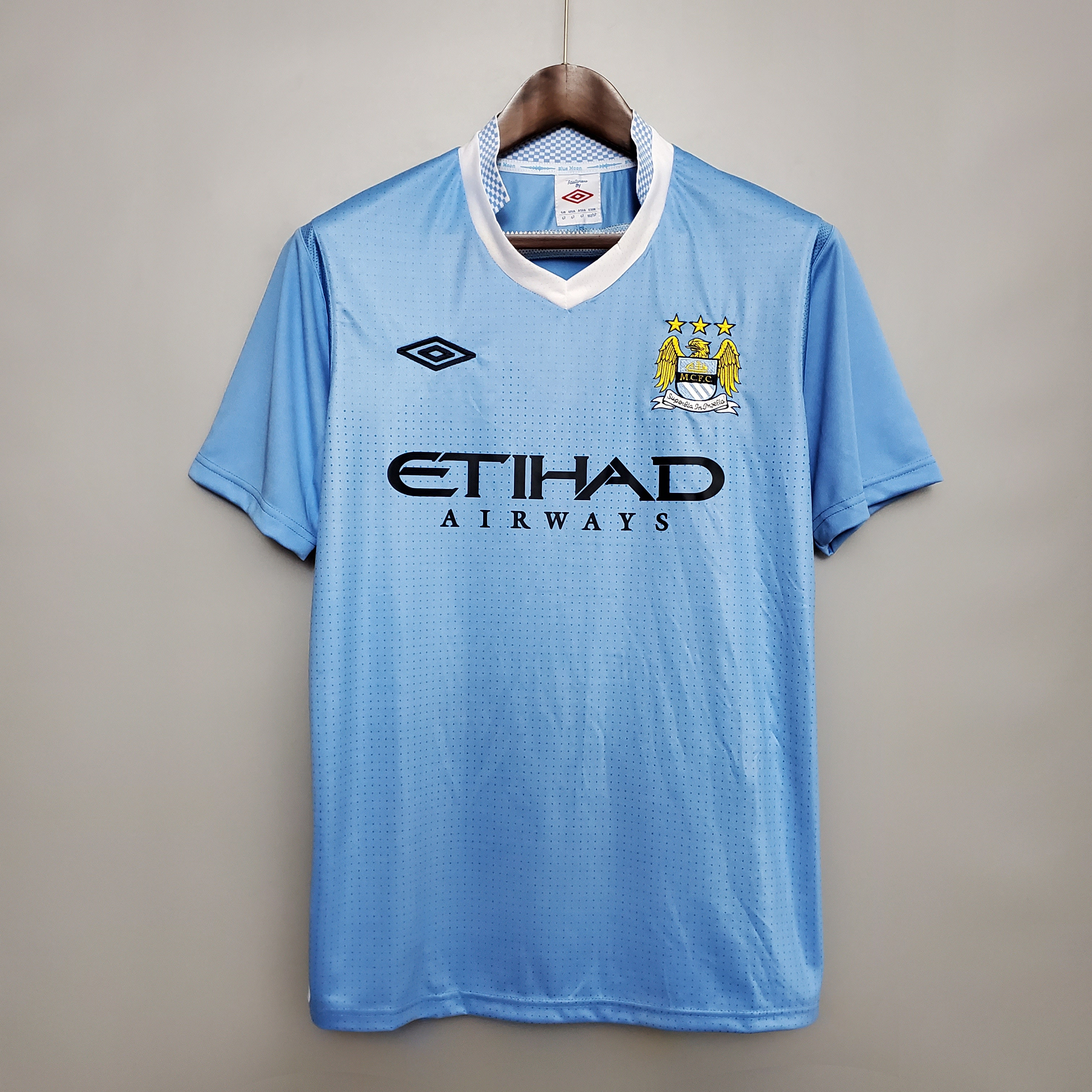 Manchester City Retro 11/12 Fan Short Sleeve Home Jersey