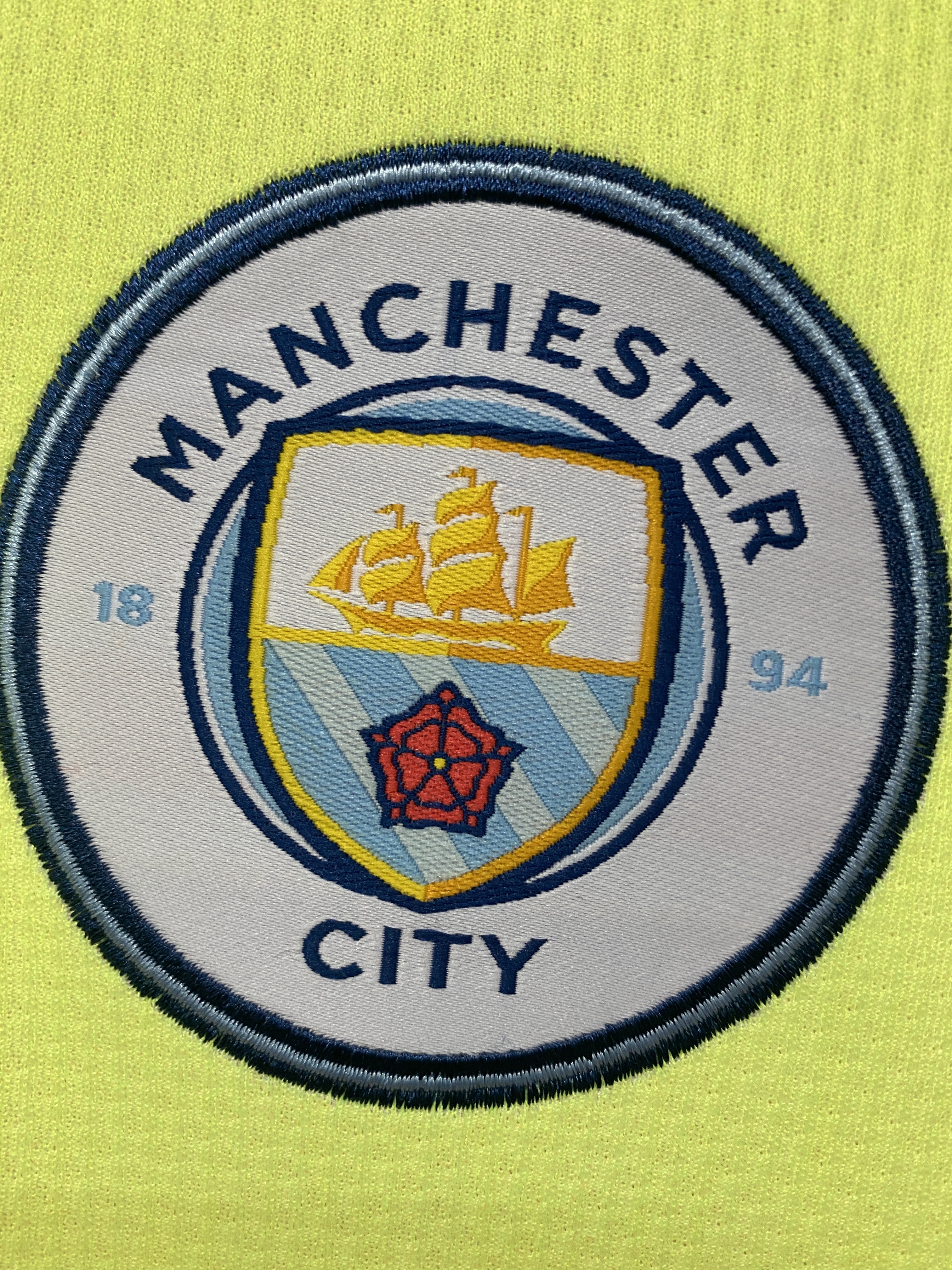 Manchester City Retro 19/20 Fan Short Sleeve 2nd Away Jersey