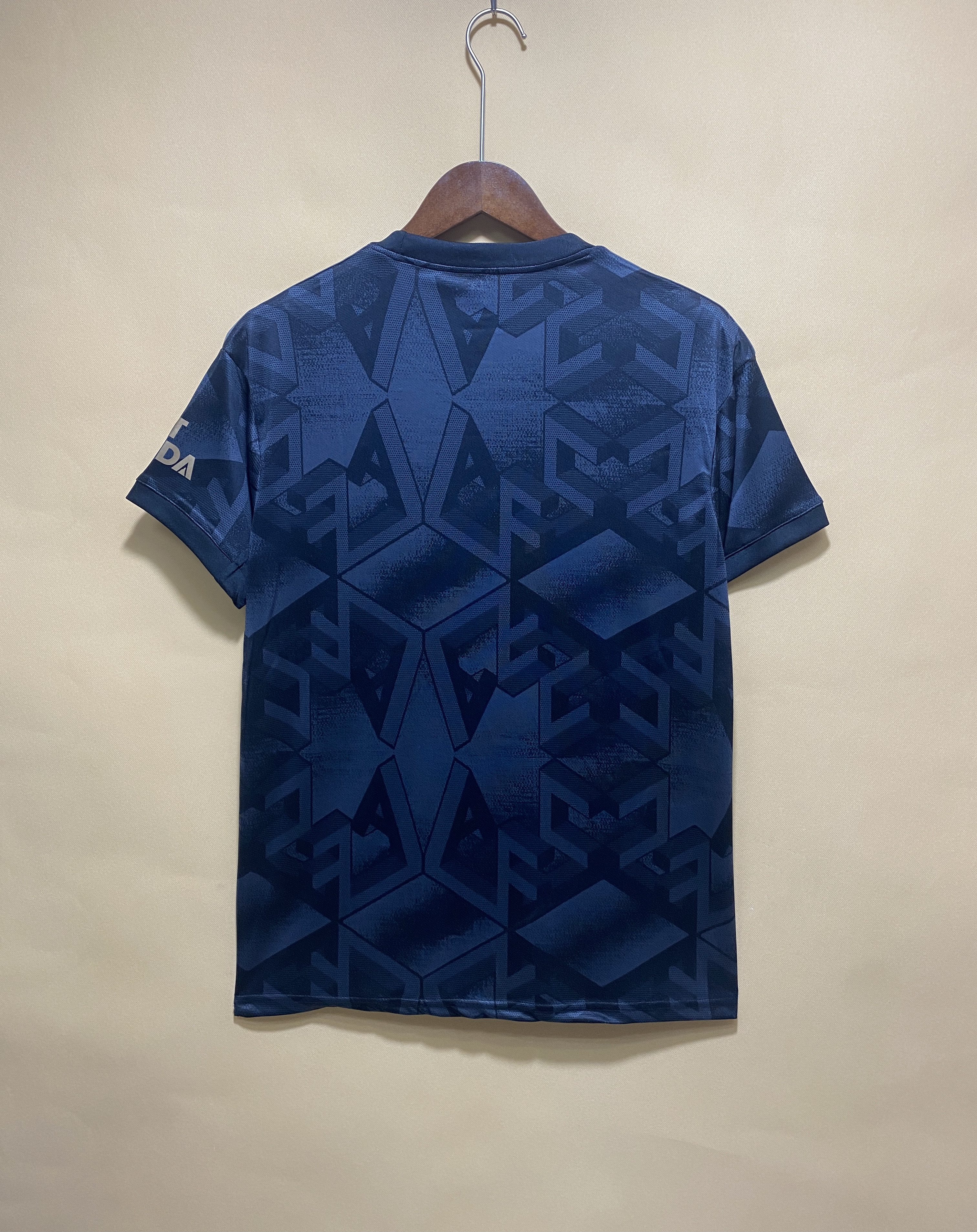 Arsenal 2022/23 Mens Away Jersey